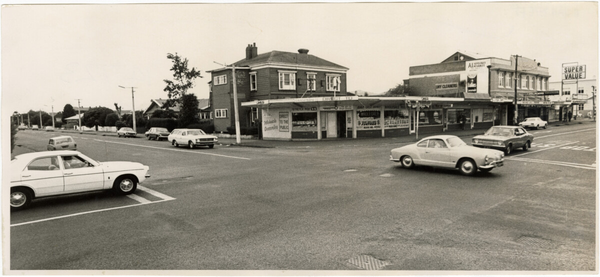 Intersection of Stanmore Road and Gloucester Street discoverywall.nz