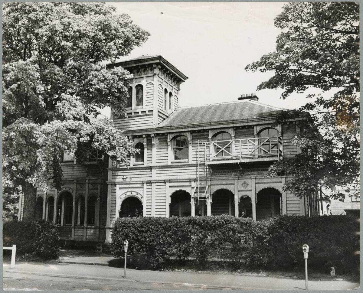 Latimer Square, Christchurch discoverywall.nz