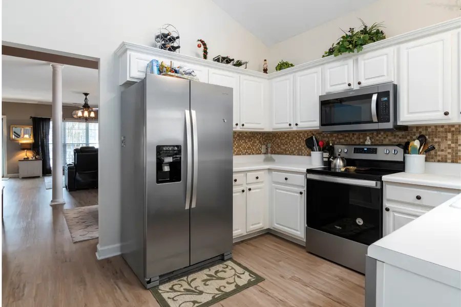 How Long Can a Refrigerator Lay on Its Back? DiscussDiy