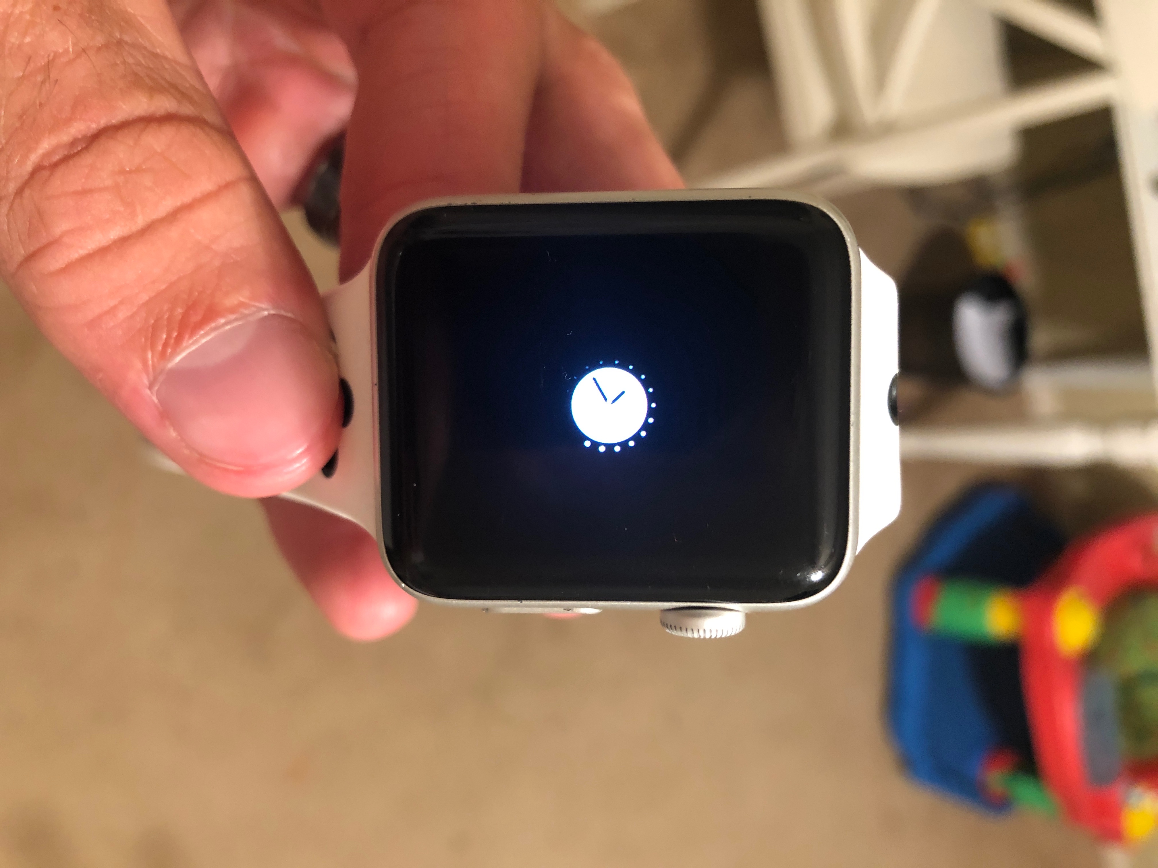 Apple Watch stuck on loading clock symbol Apple Community