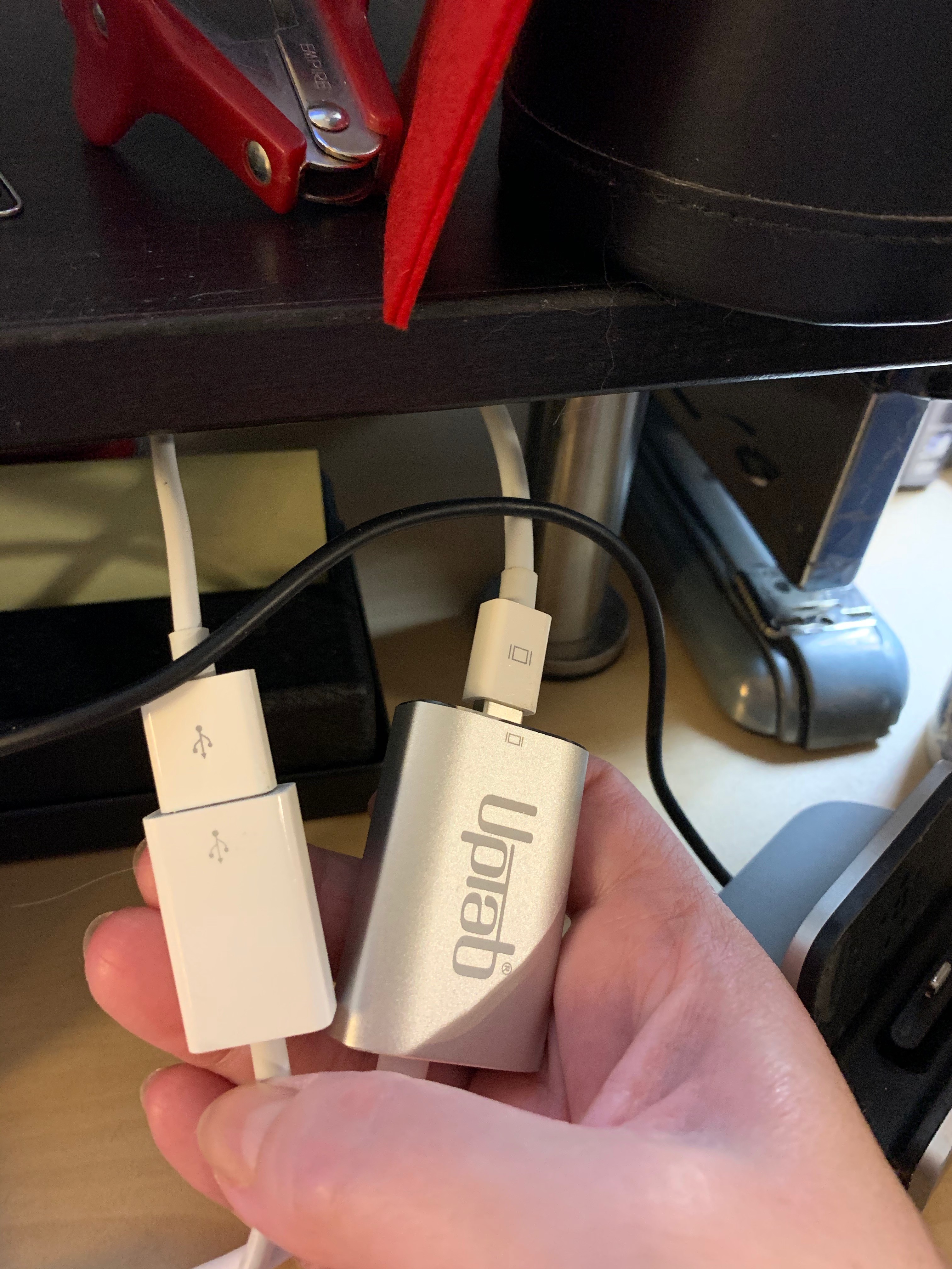 2010 Apple Cinema Display to 2019 MacBook… Apple Community