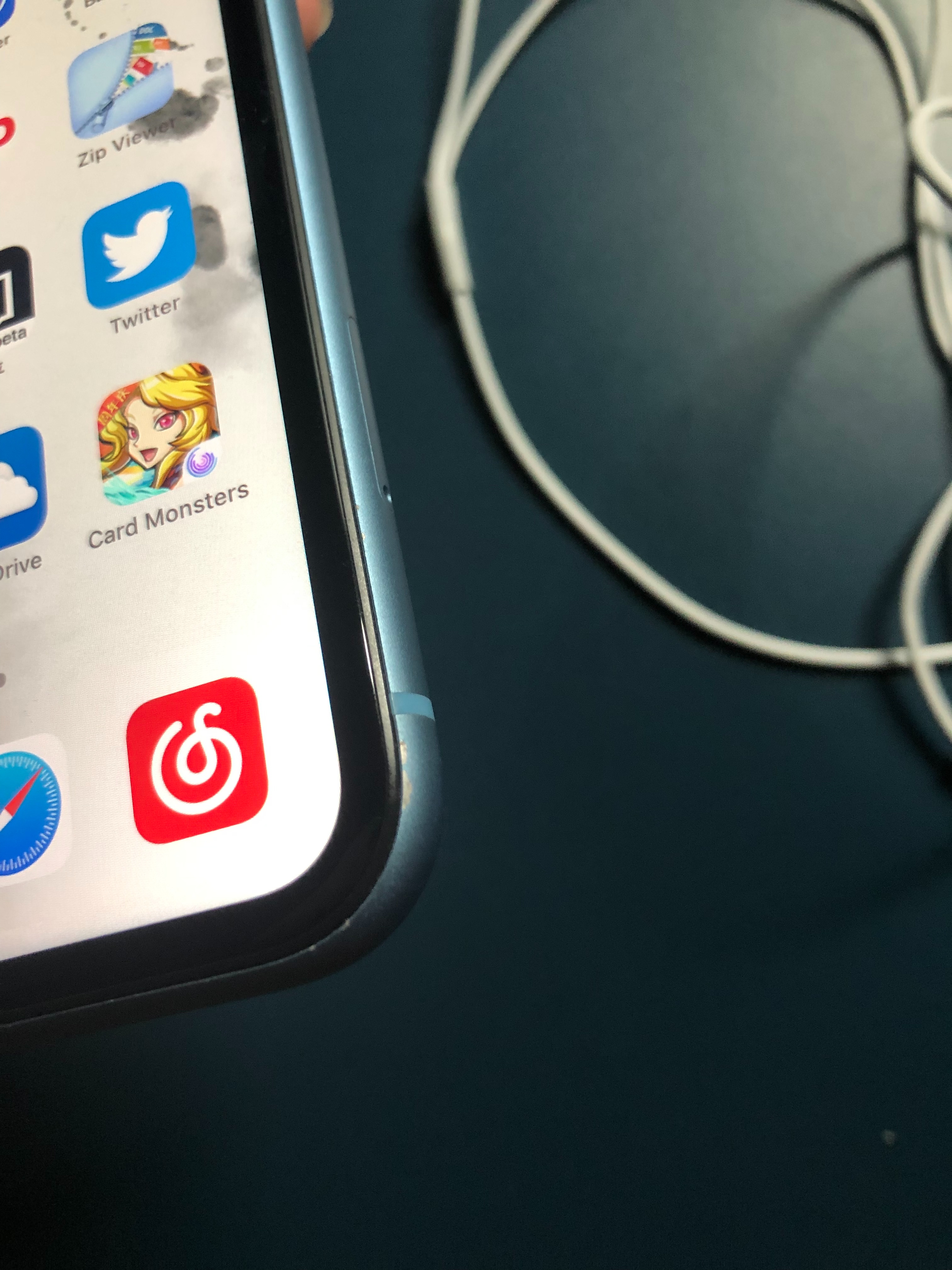 iPhone XR blue paint off Apple Community