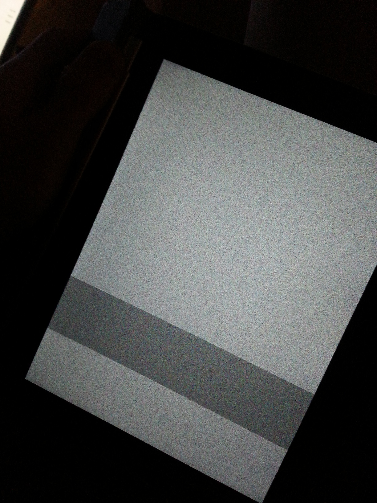 iPad (4th gen) screen scrambled (static) … Apple Community