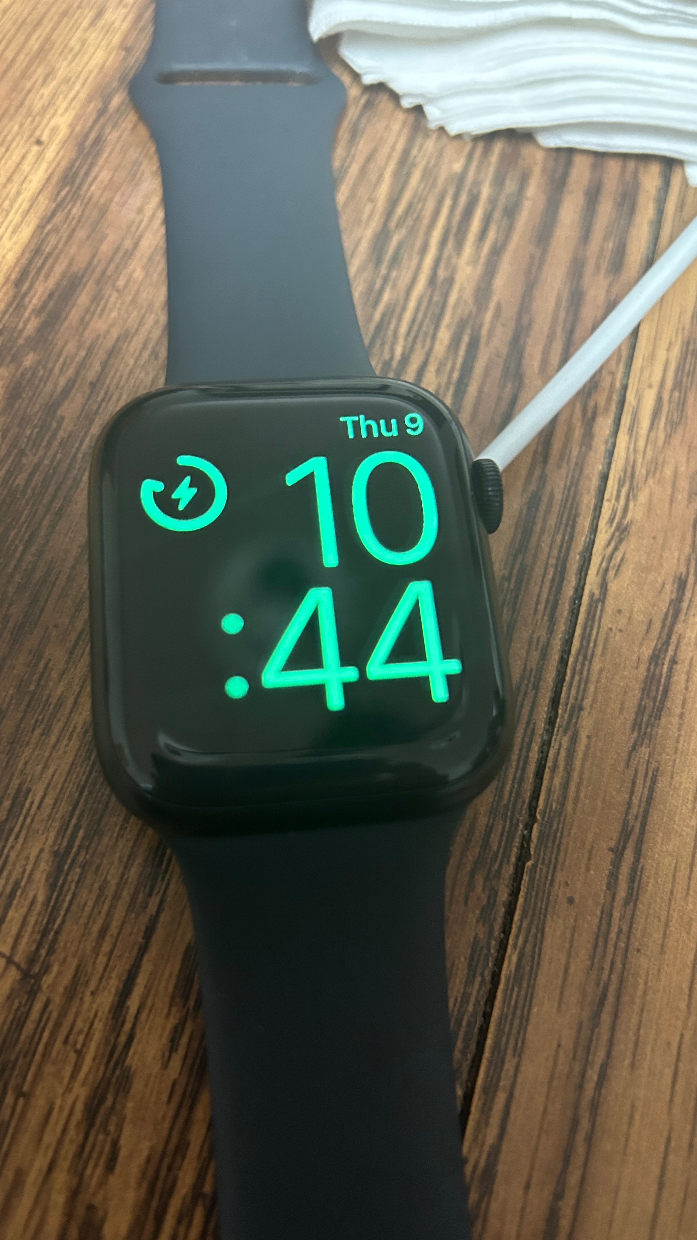When I charge my Apple Watch 8 I get this… Apple Community