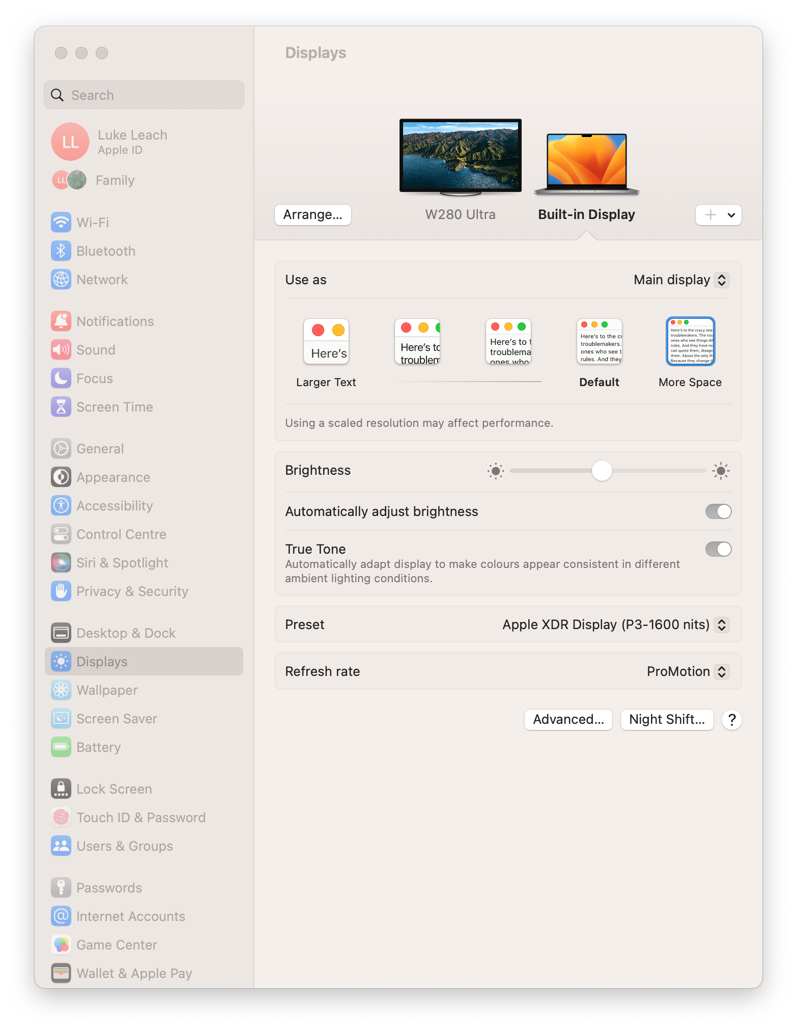 Black border around external display. Apple Community