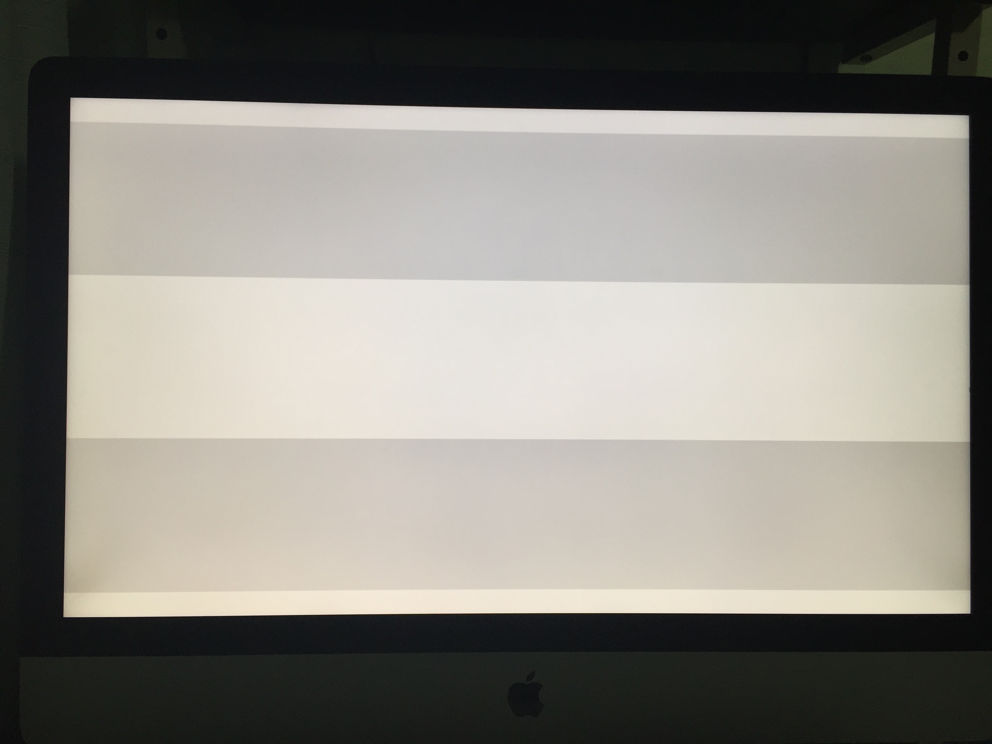 iMac Yellow screen in the bottom Apple Community