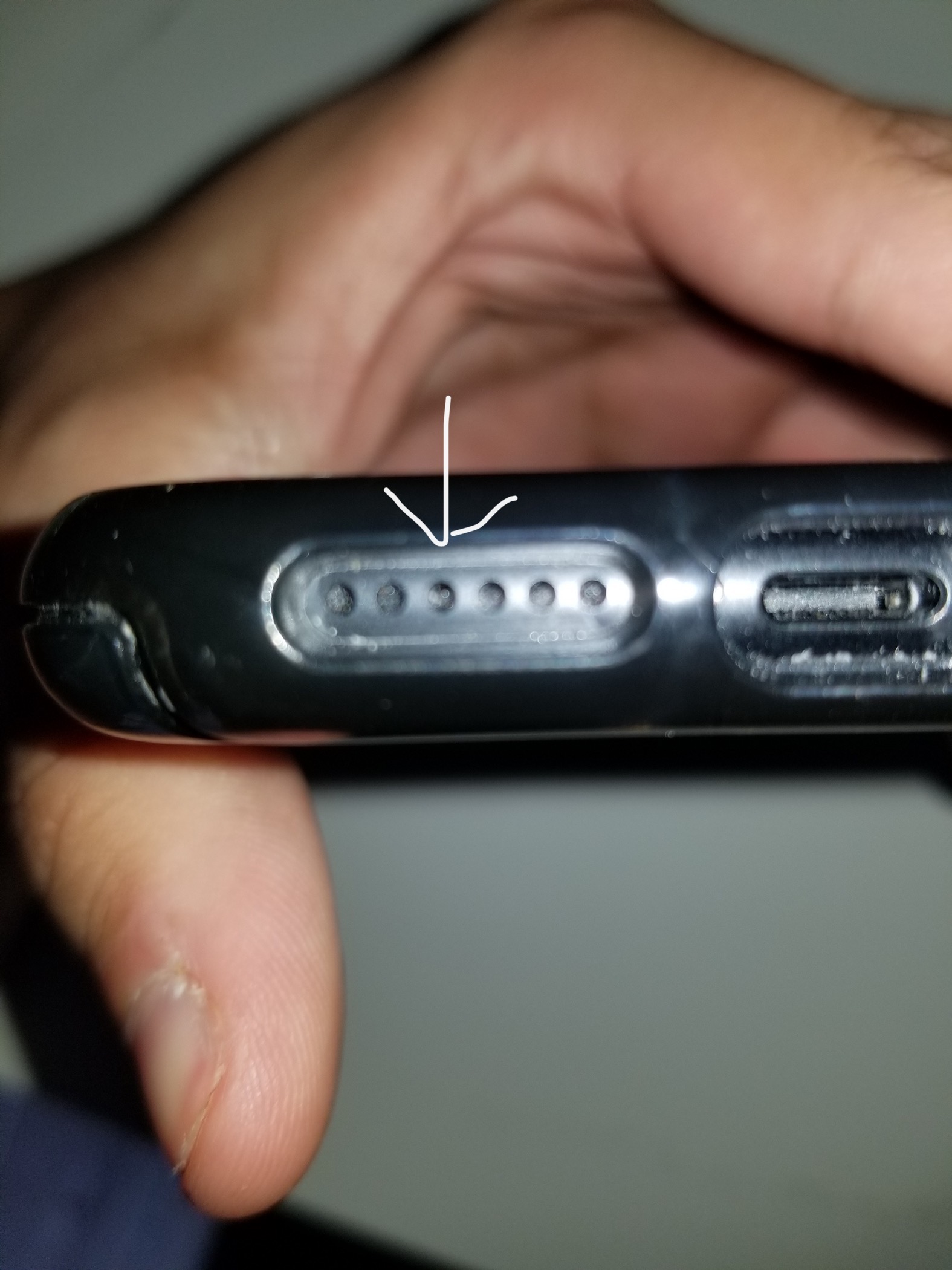 Speaker grill Apple Community