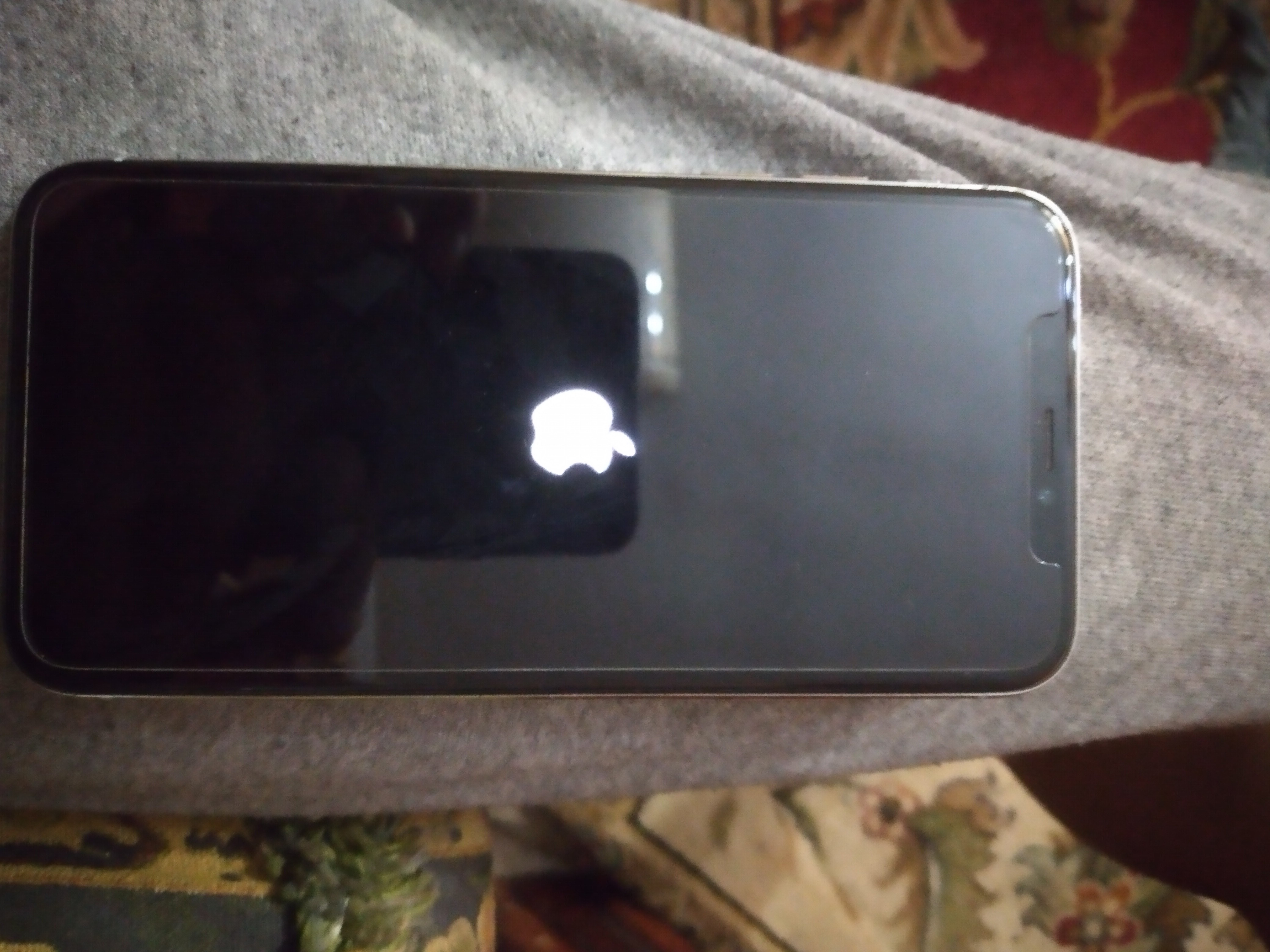 What I can do when iPhone x stuck on the … Apple Community