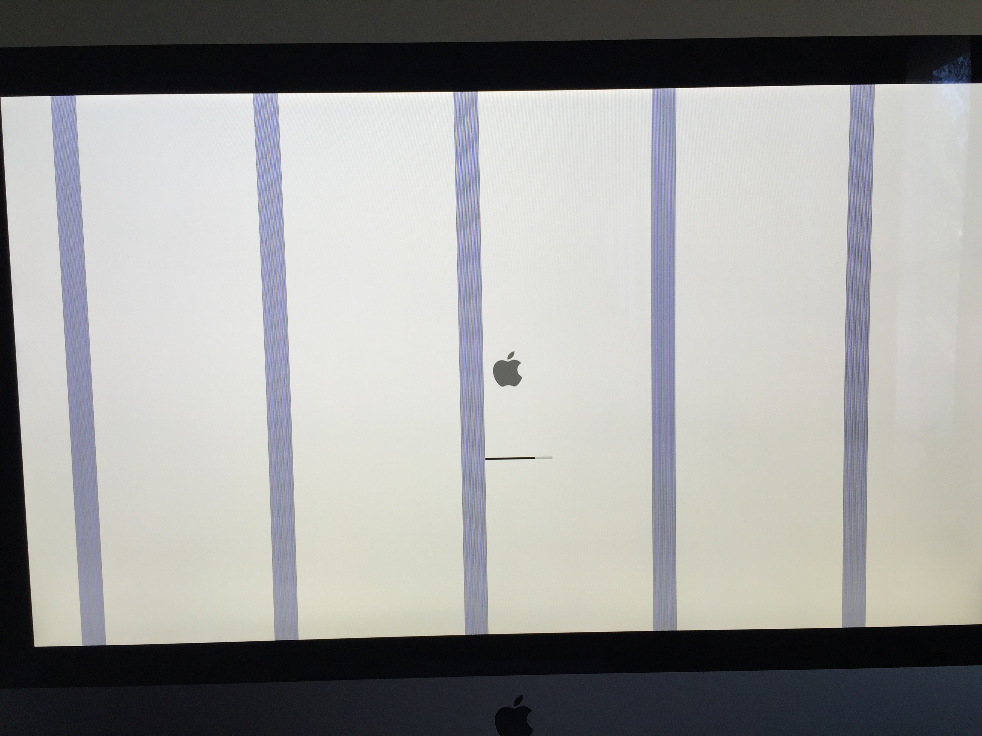 My Late 2009 27" iMac has vertical stripe… Apple Community