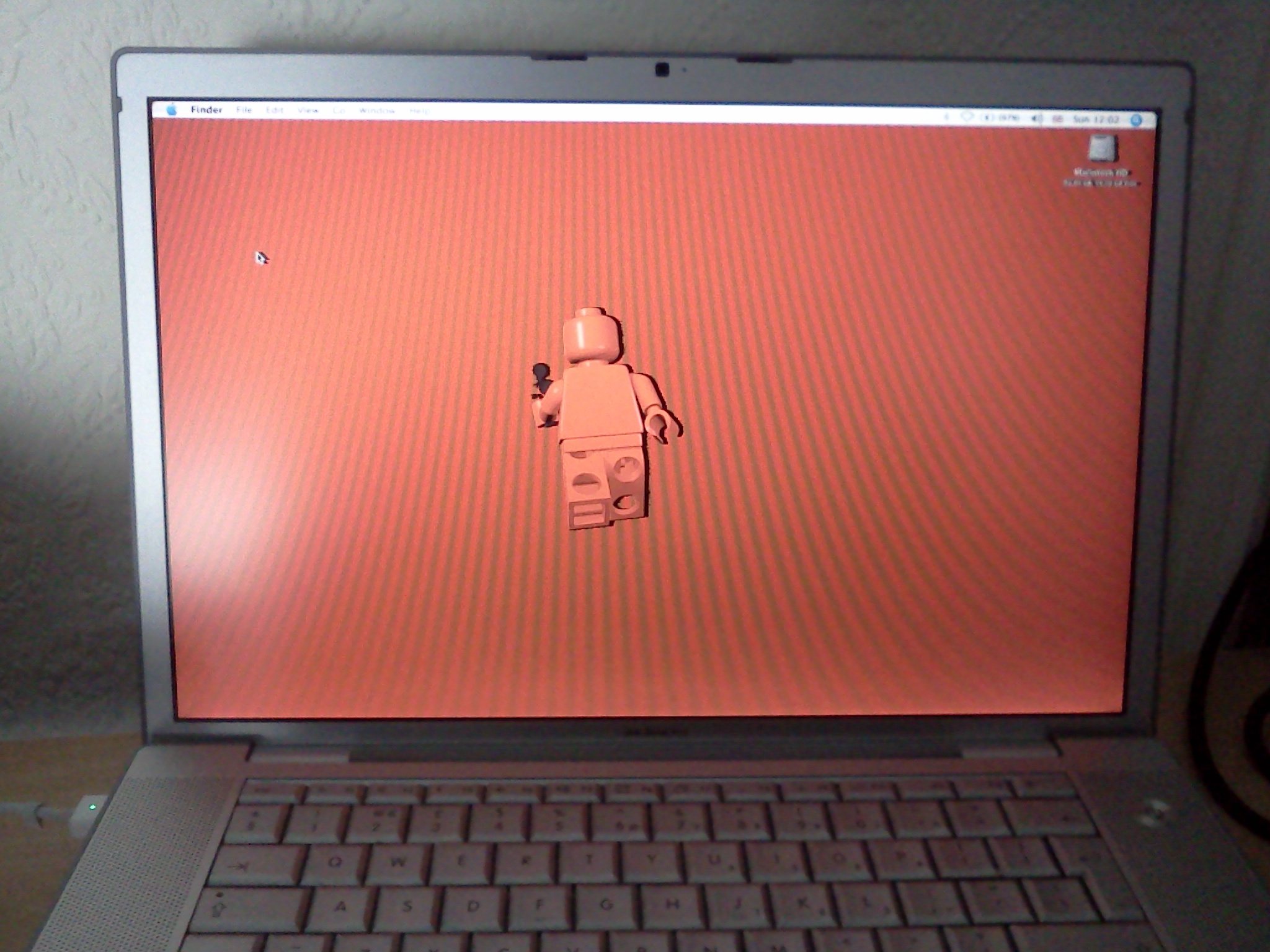 Red screen on MacBook Pro Apple Community