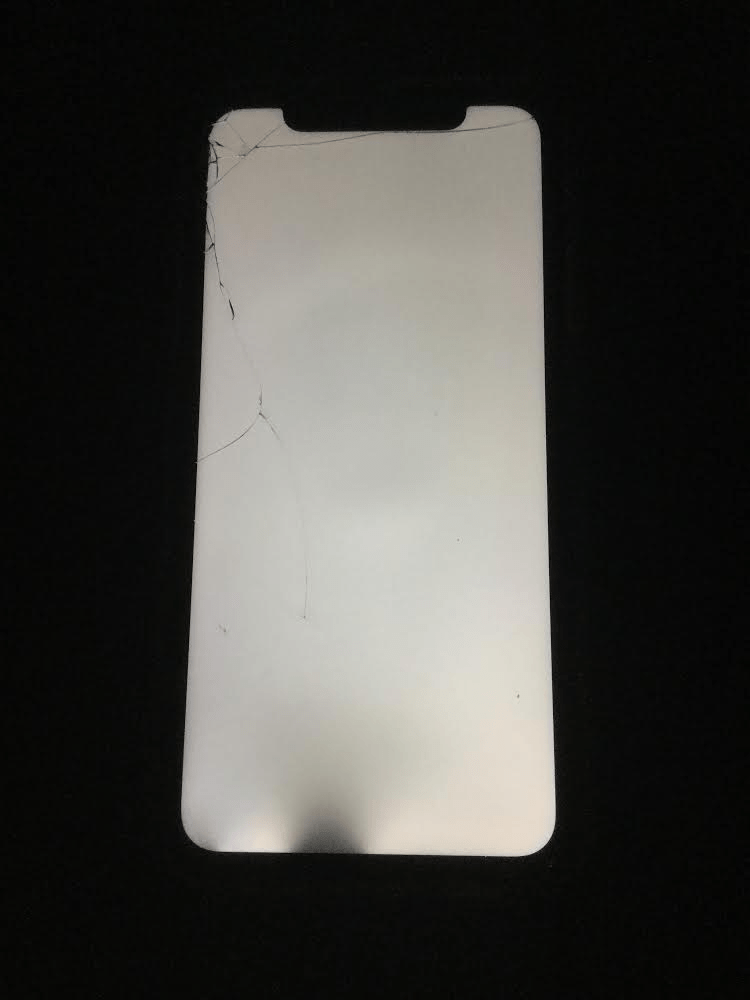 Black blurred spot at the bottom of XR sc… Apple Community