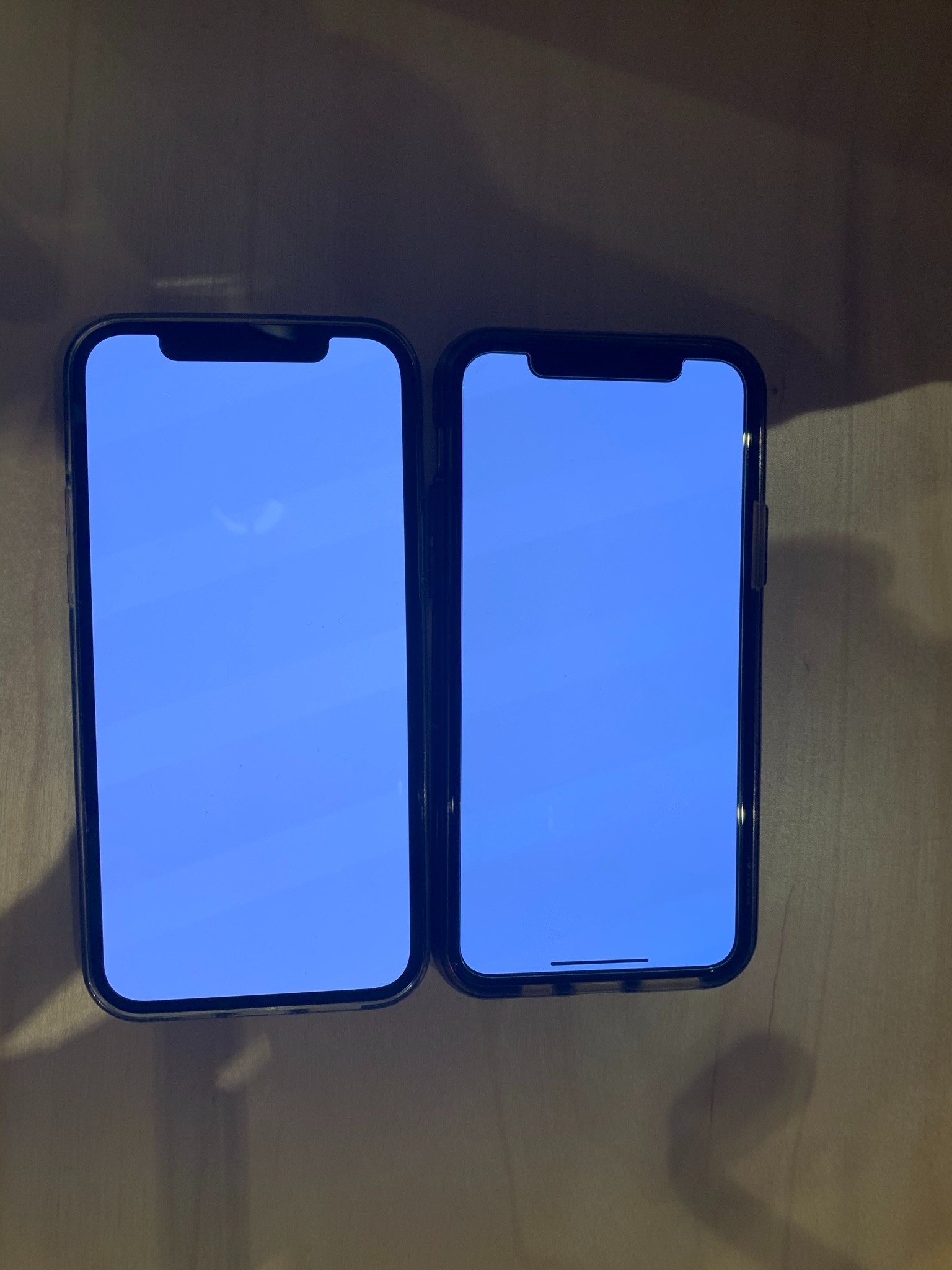 iPhone 12 Pro Max screen has yellow tint Apple Community