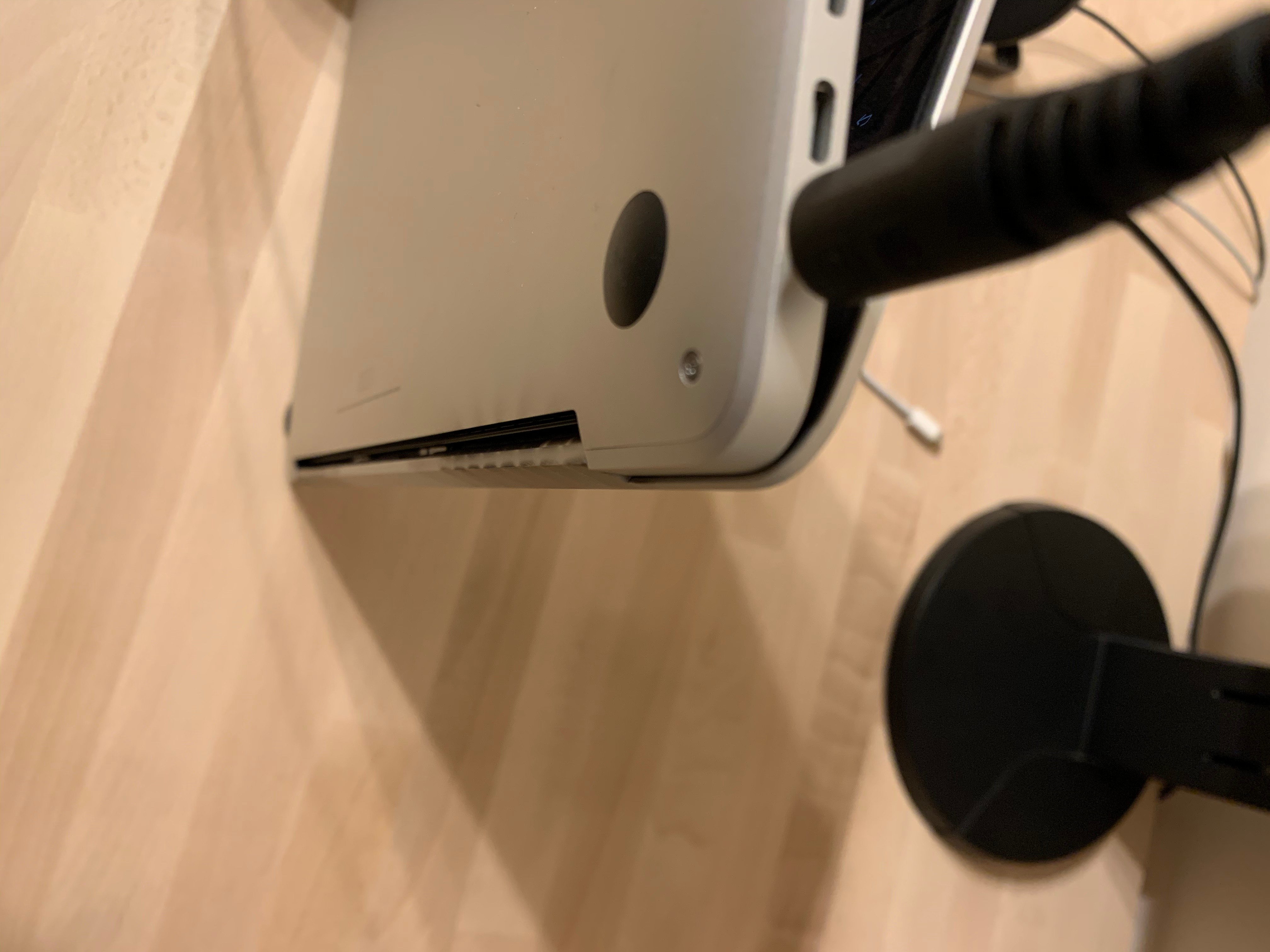 Overheating and burnt MacBook Pro 16" 2019 Apple Community