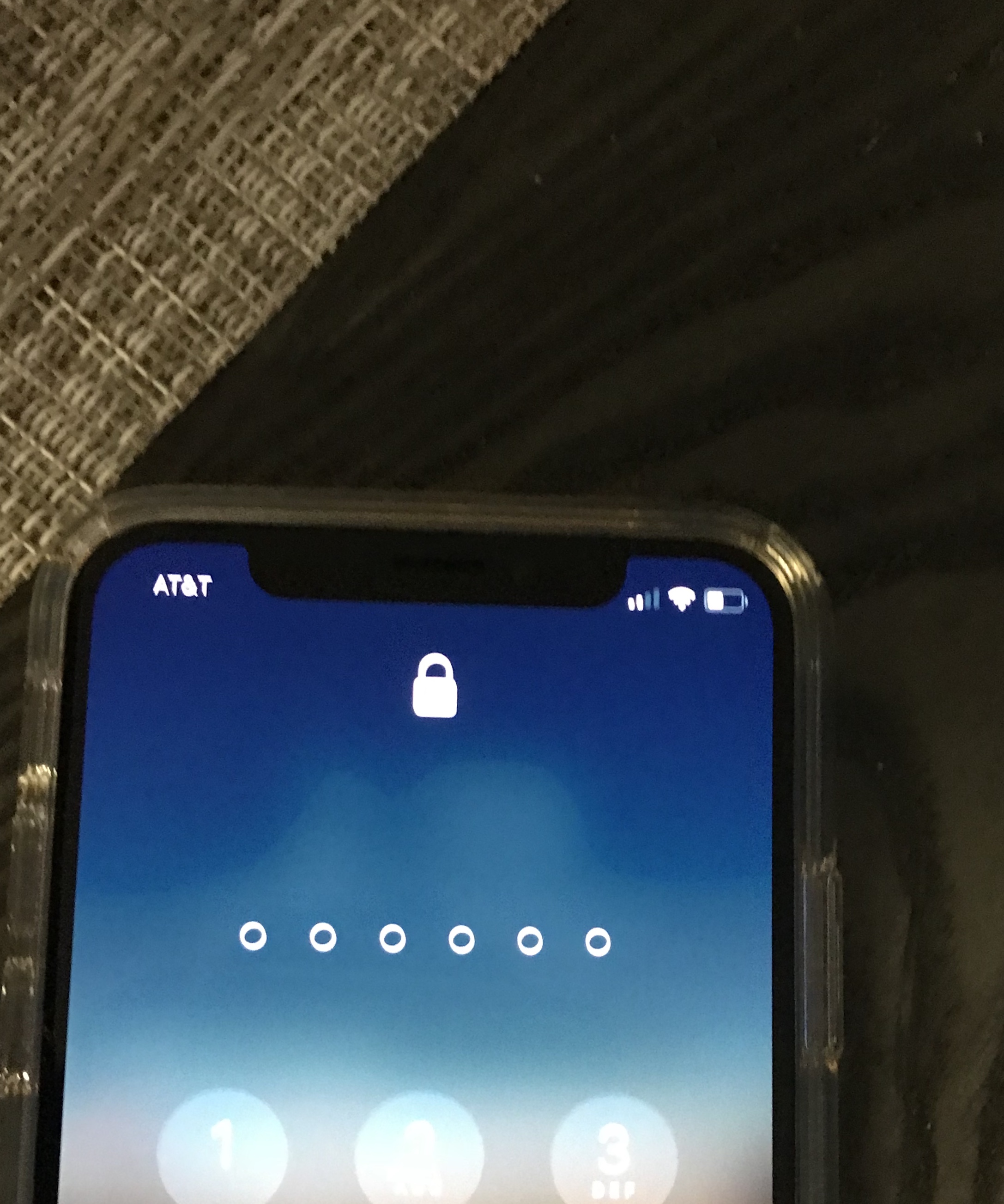 List 95+ Images Why Is My Iphone X Screen Blue Tint Superb 10/2023