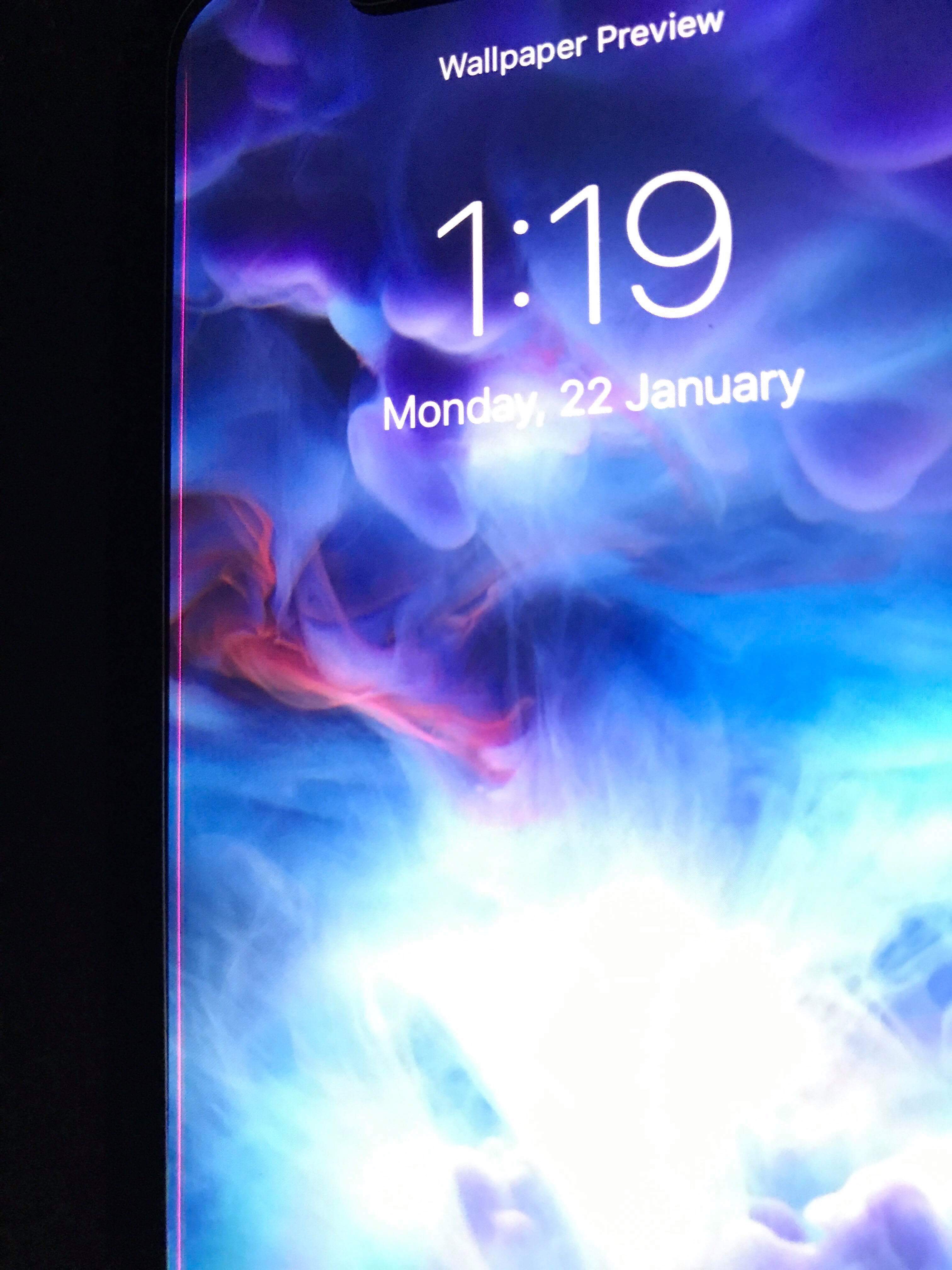 iPhoneX pink vertical line. Apple Community