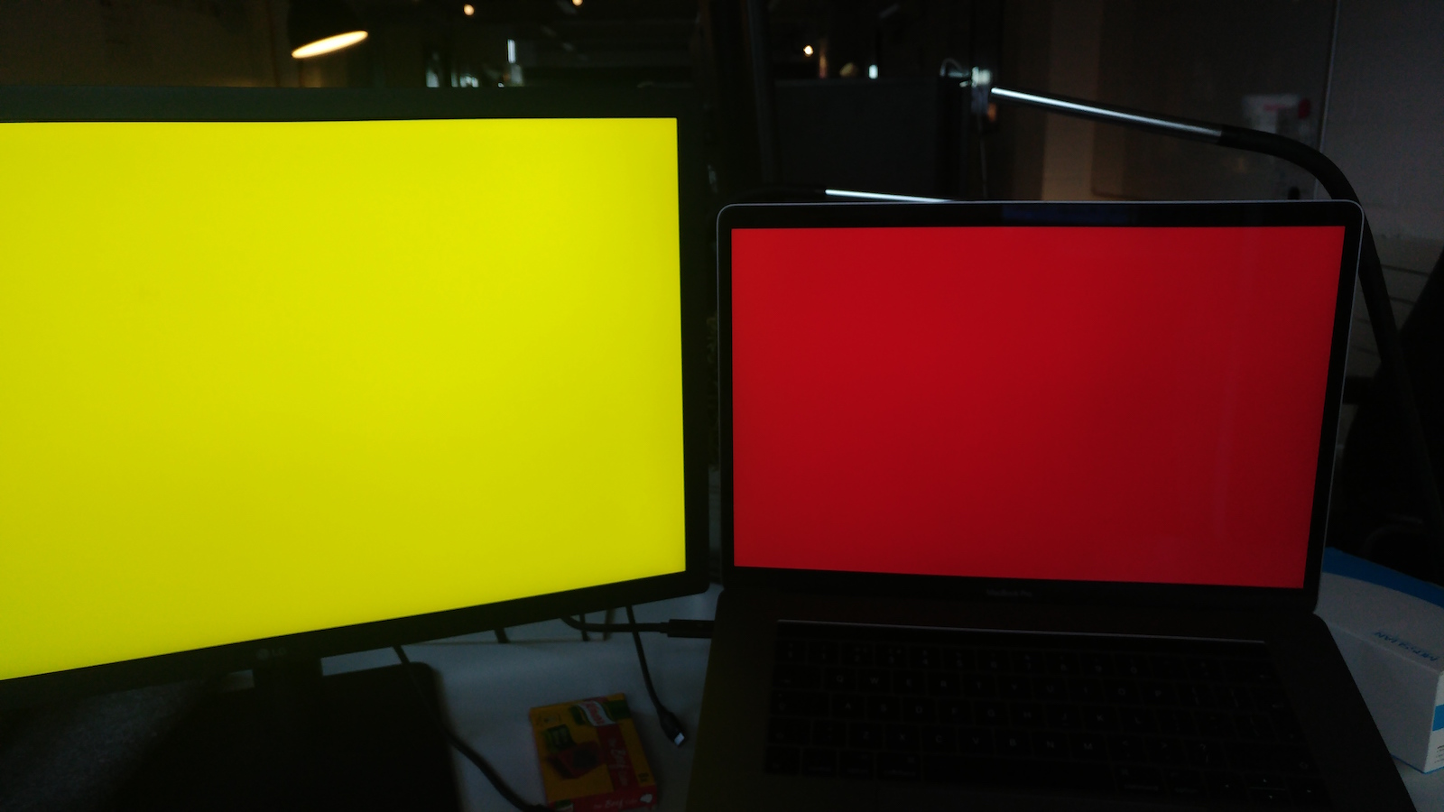 Red and Yellow screen crash Apple Community