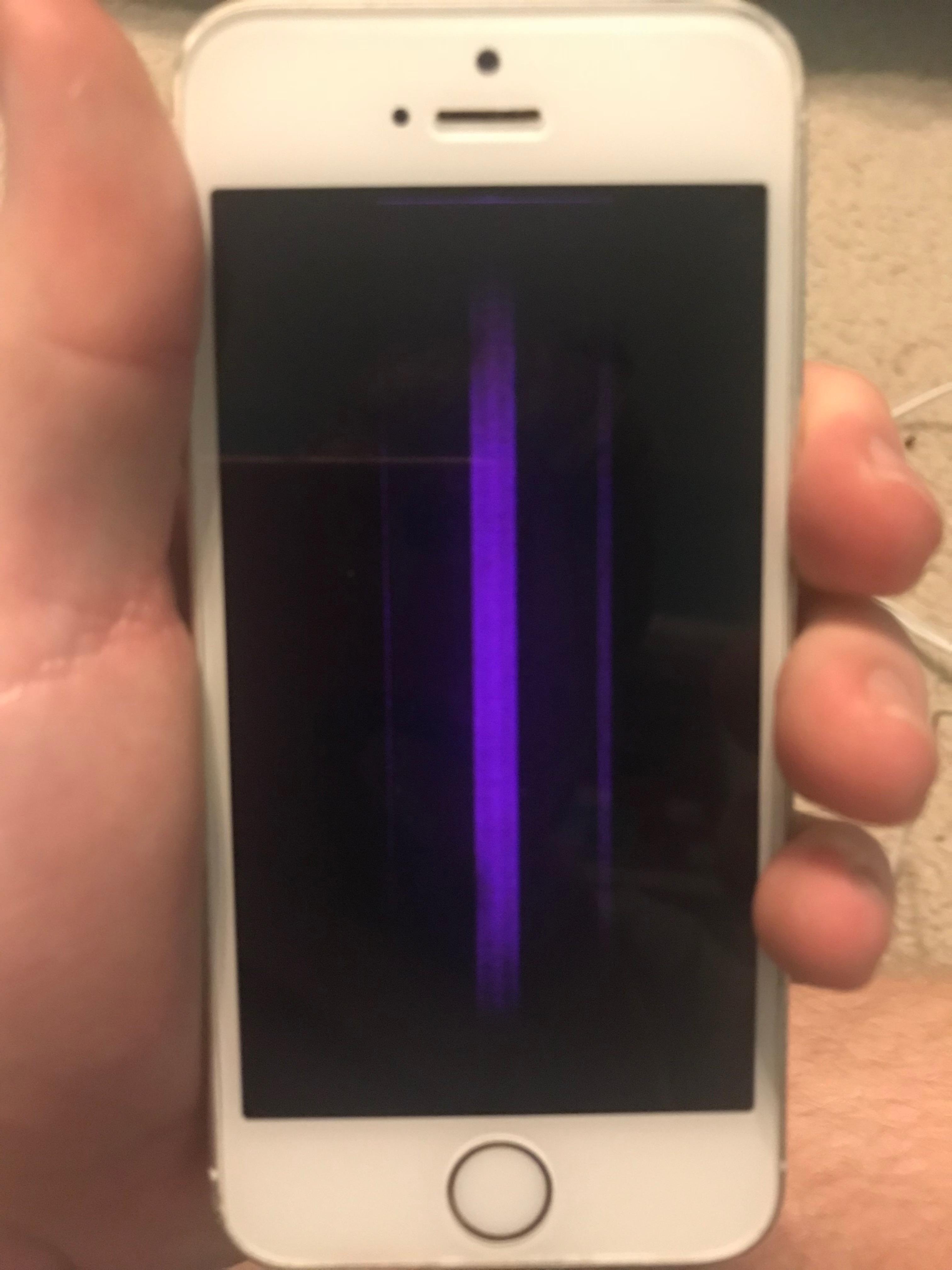 iPhone 5s lines in screen Apple Community