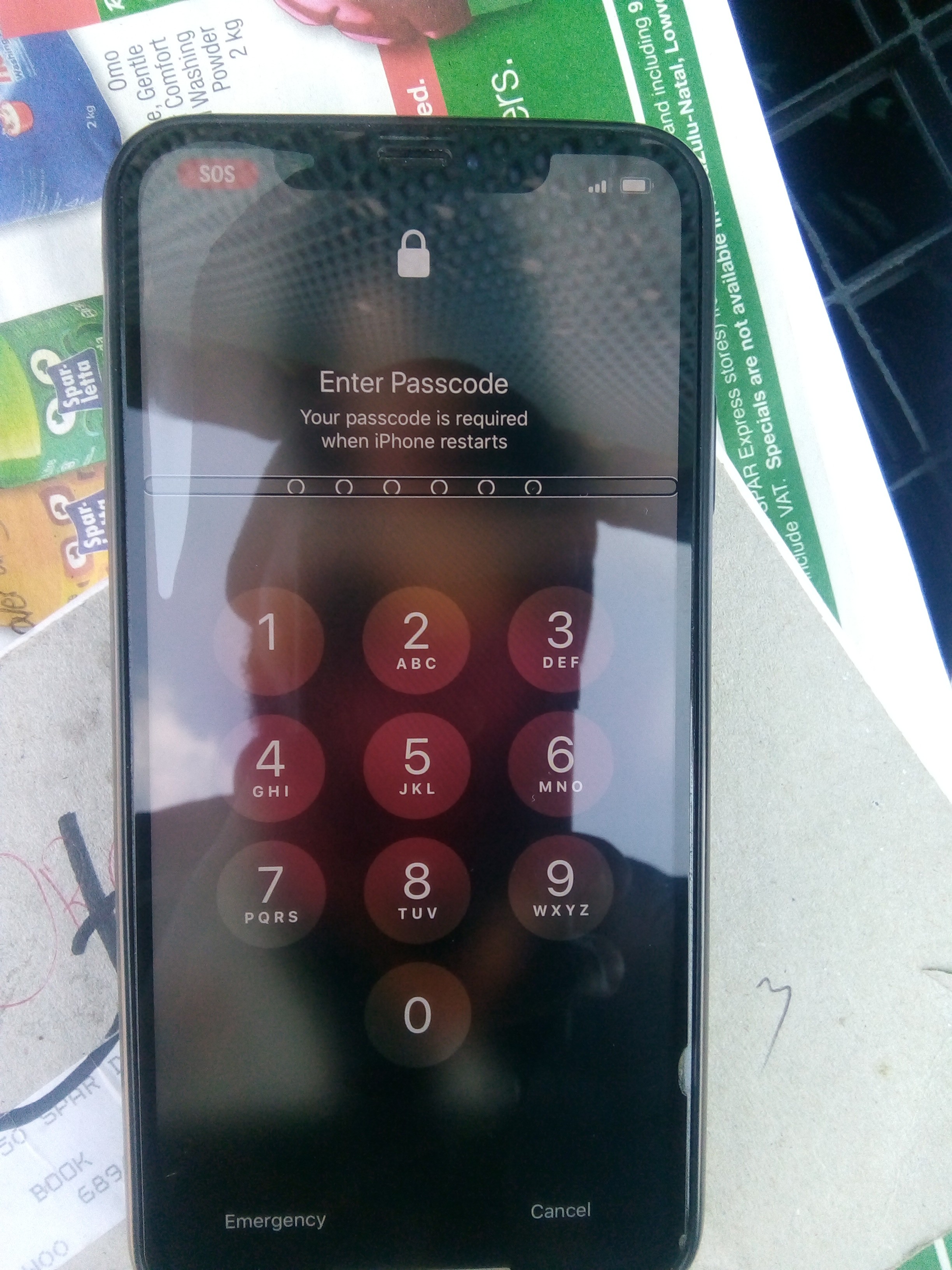 iPhone stuck in emergency/SOS mode. Canno… - Apple Community