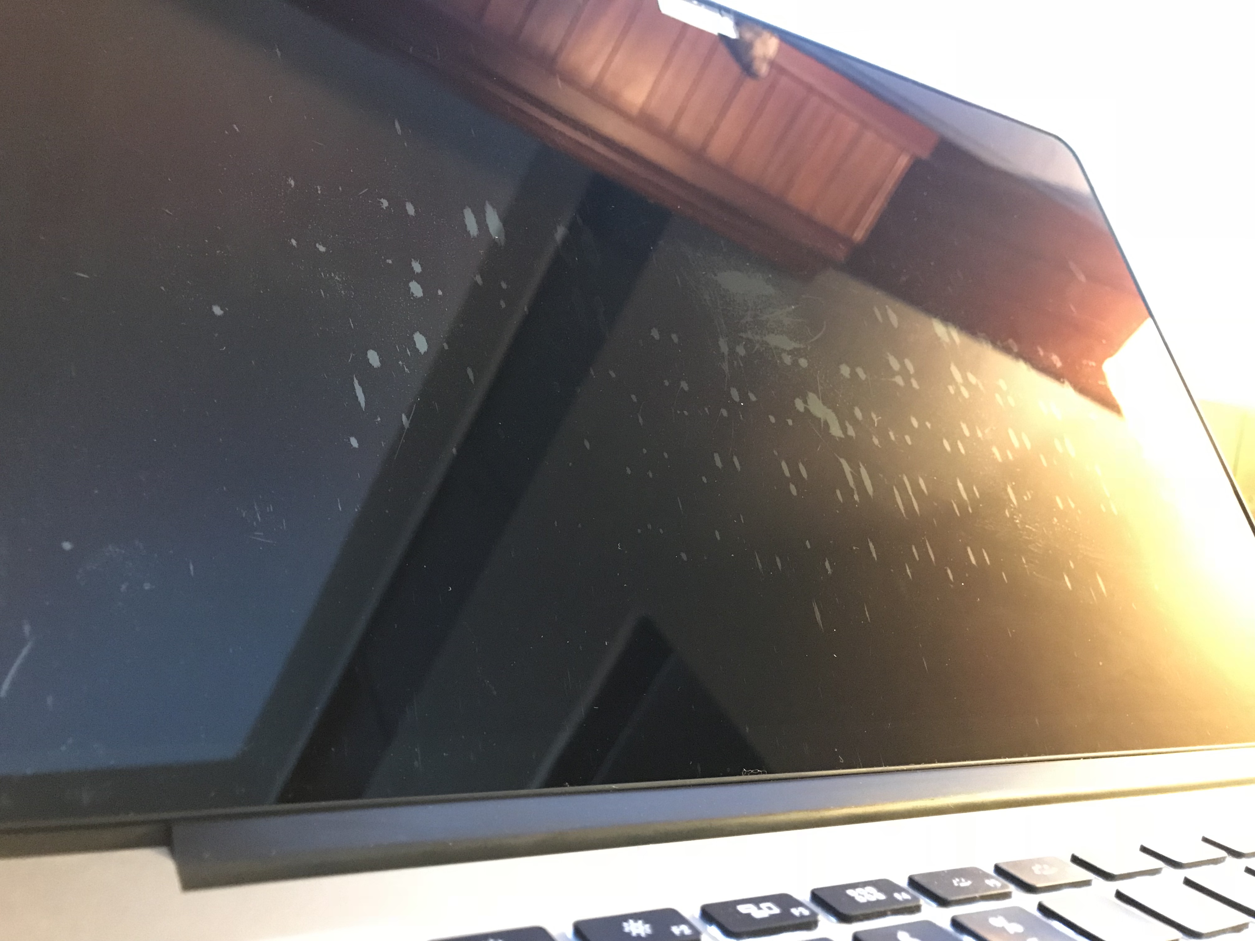 Remove grease stains from Retina Screen Apple Community