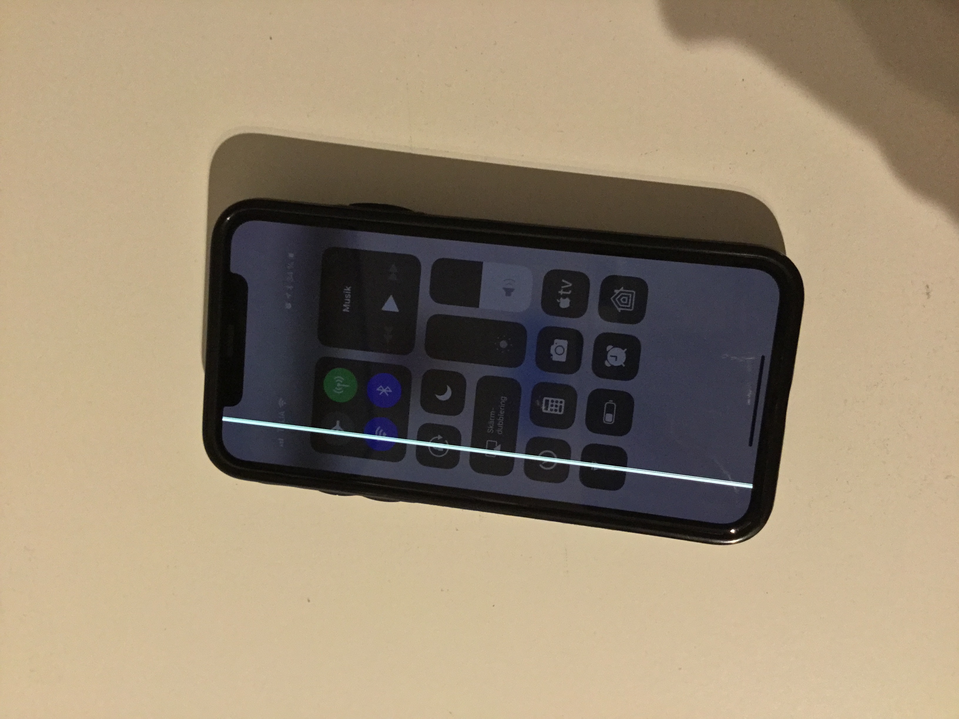 Green stripe iPhone X screen Apple Community