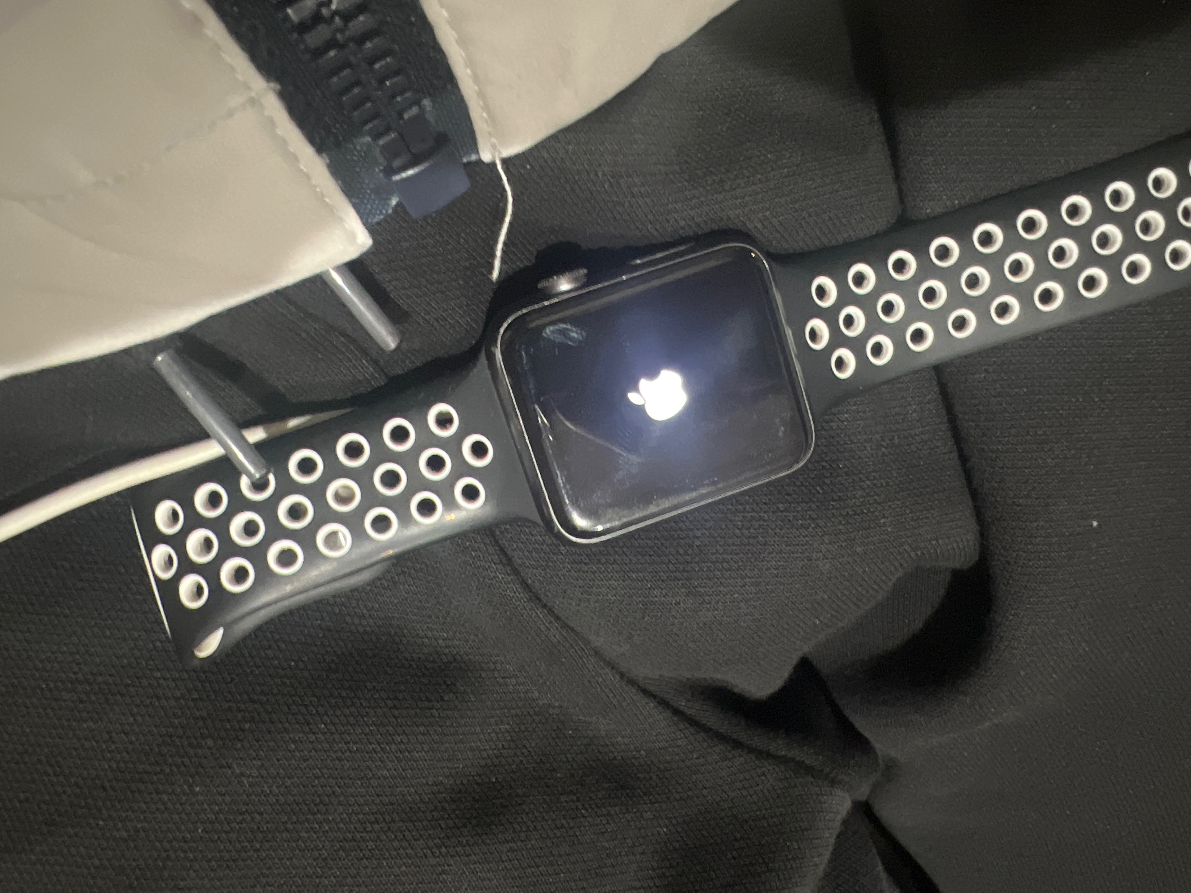 Apple Watch black apple in the screen Apple Community