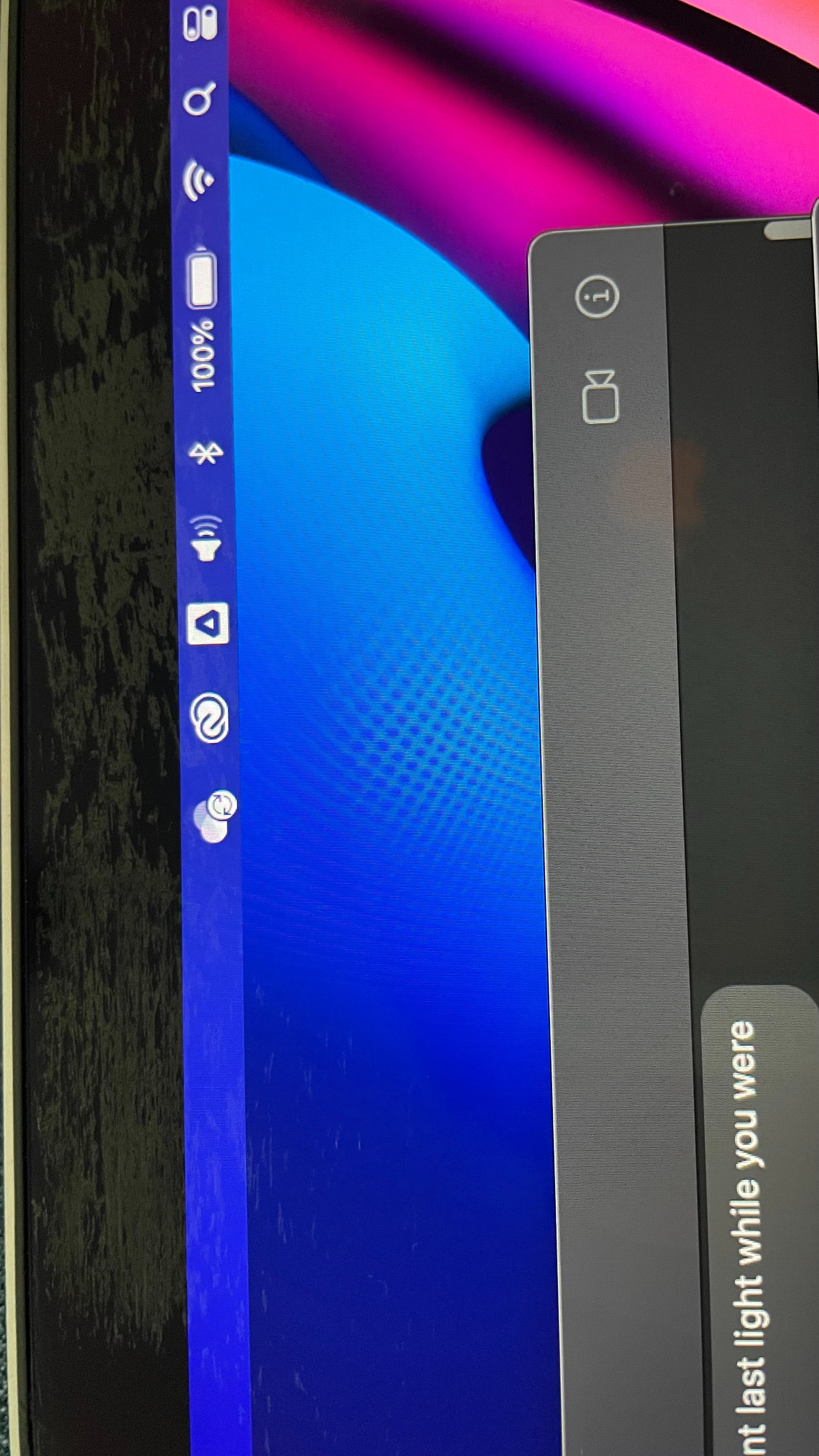 Streaks on Macbook Pro screen Apple Community