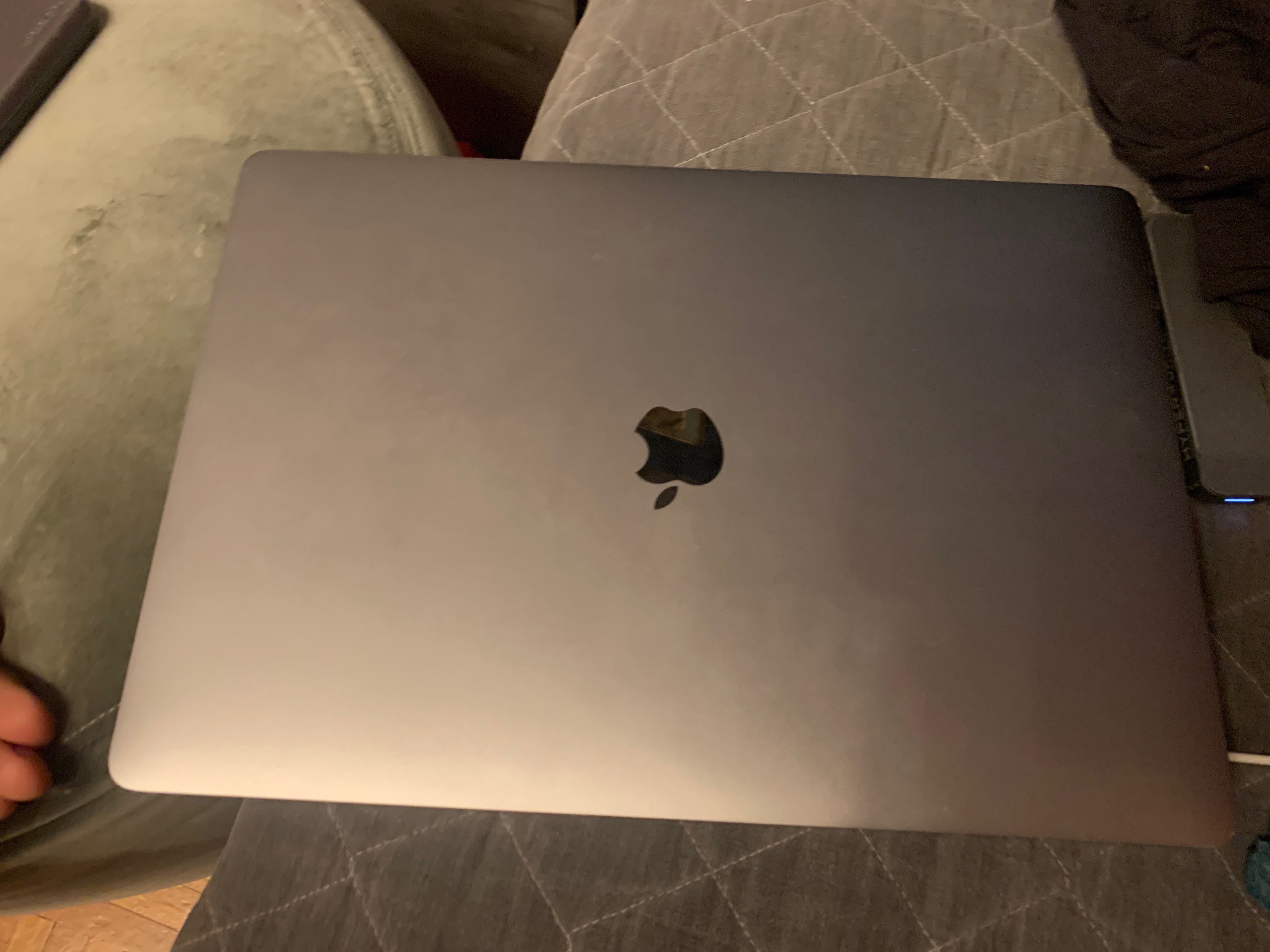 MacBook Pro 15 inch 2017 Fragile LCD scre… Apple Community