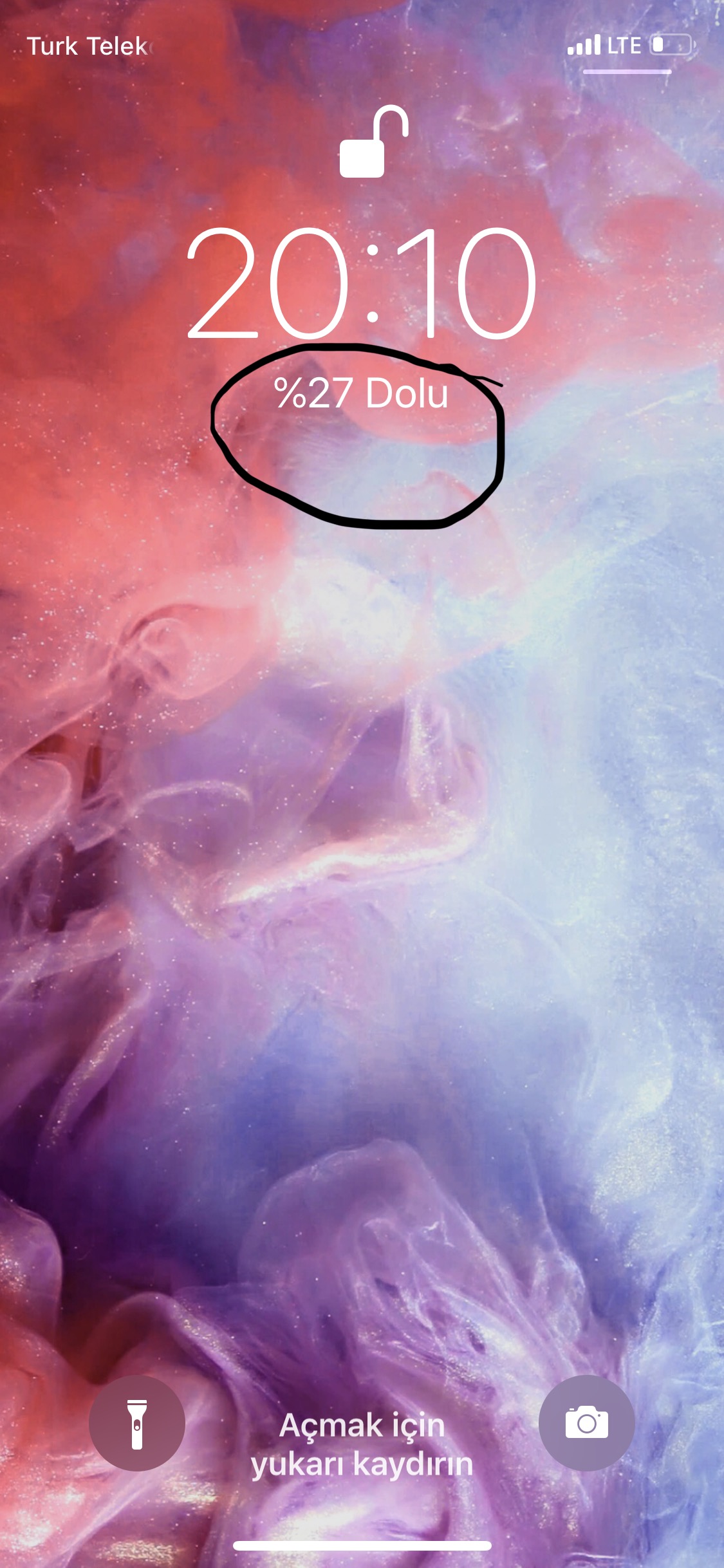 iPhone X lockscreen show only clock and b… Apple Community