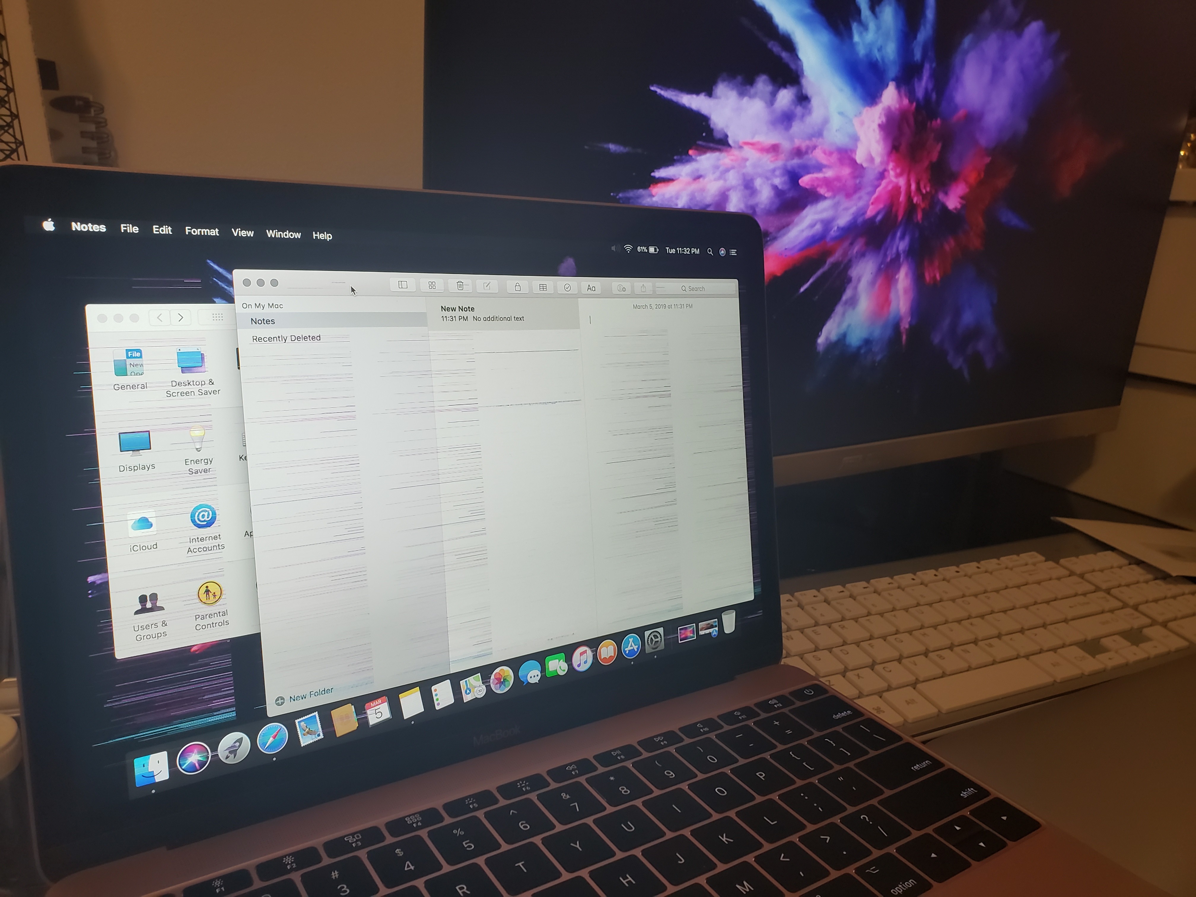 Macbook 12 2017 A1534 flickering horizont… Apple Community