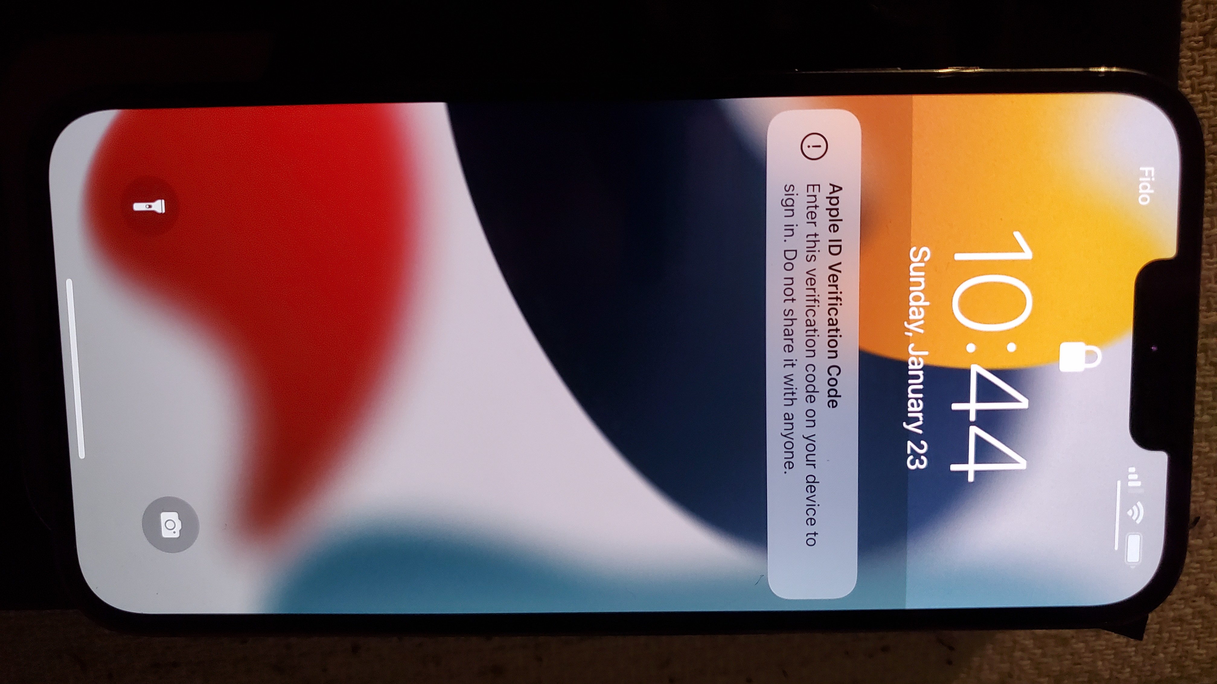 iPhone 13 Pro Max display issue Apple Community