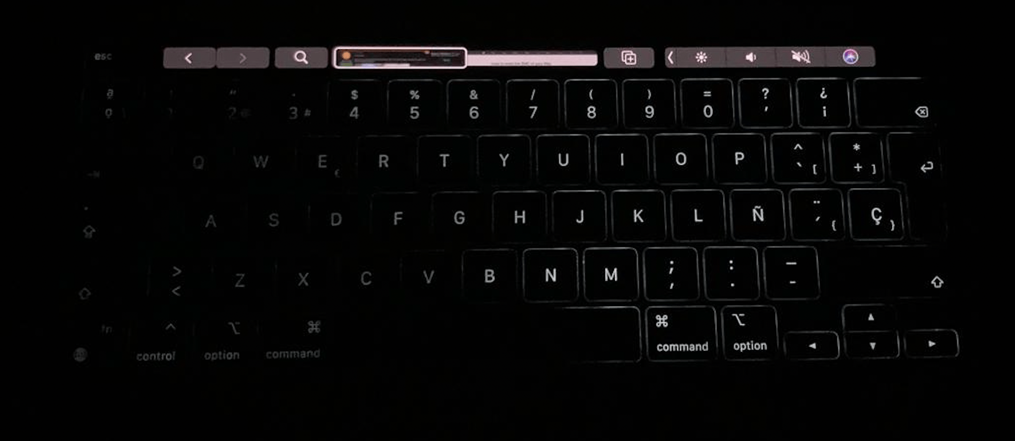 Keyboard lights are dimmer on the left si… Apple Community