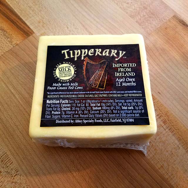 Tipperary Irish Cheddar (10 oz. avg.) Di Silvestro & Sons Cheese Shop