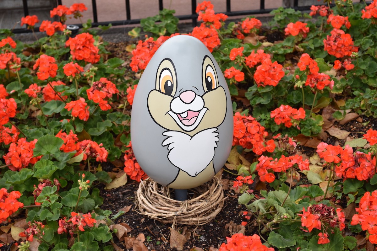 Photo tour 2021 Easter egg scavenger hunt at Epcot