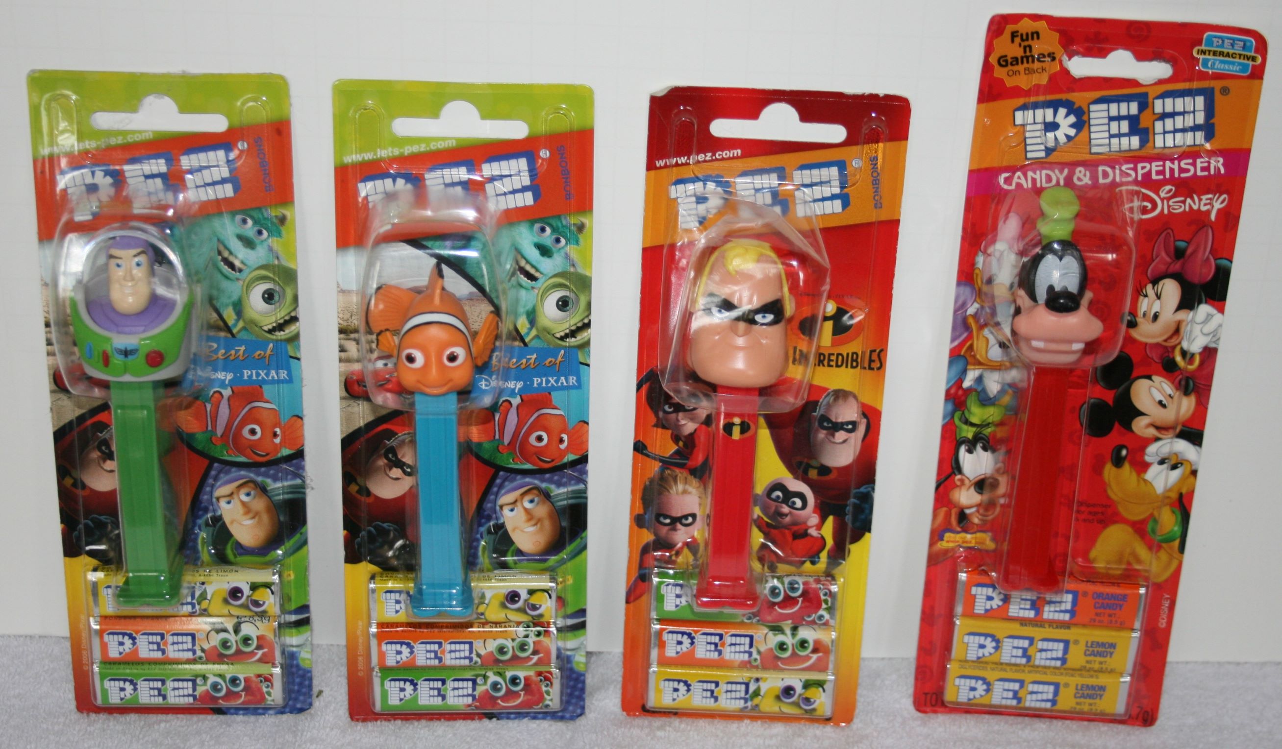 Disneythemed PEZ Dispensers Disleelandia