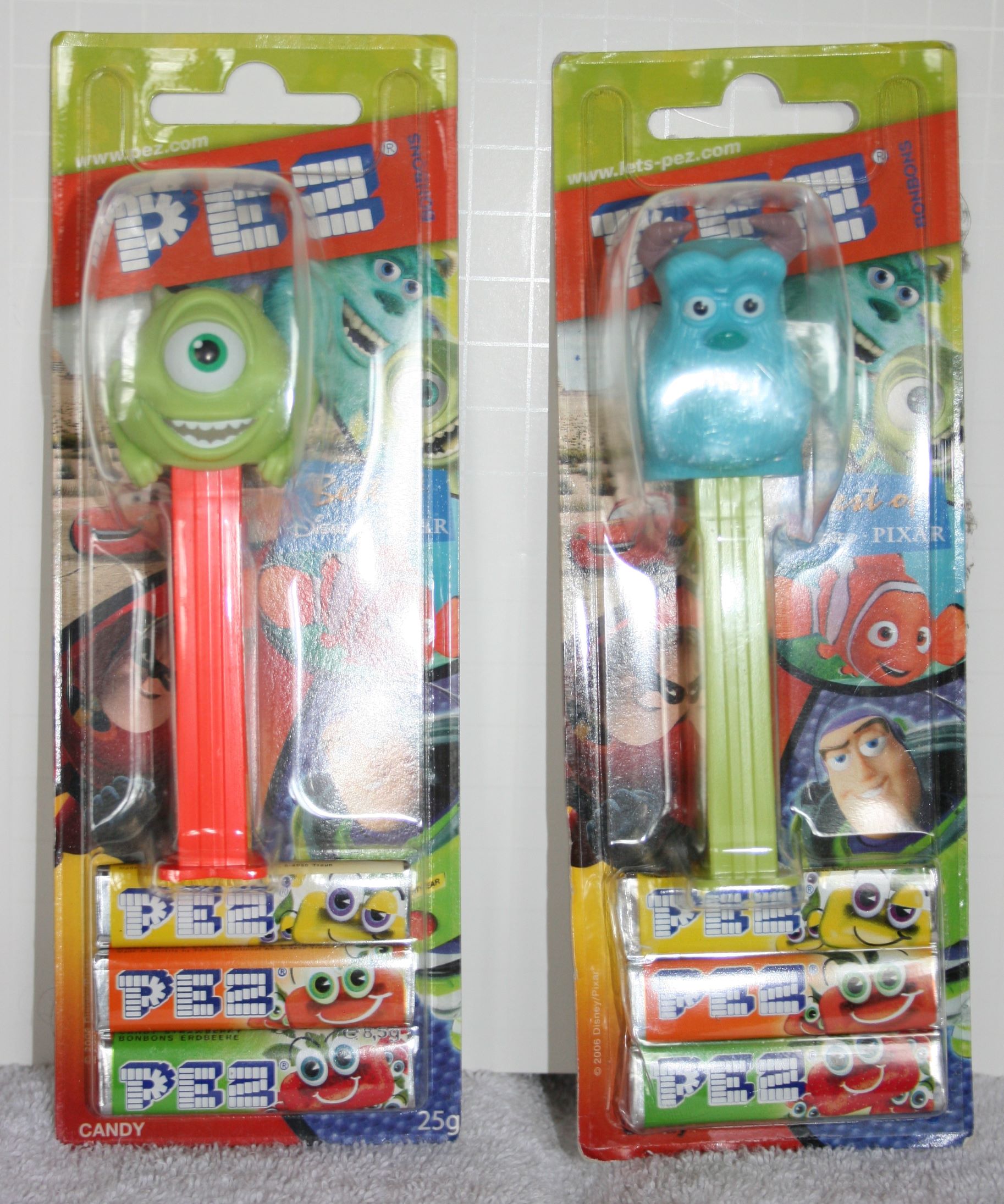 Disneythemed PEZ Dispensers Disleelandia
