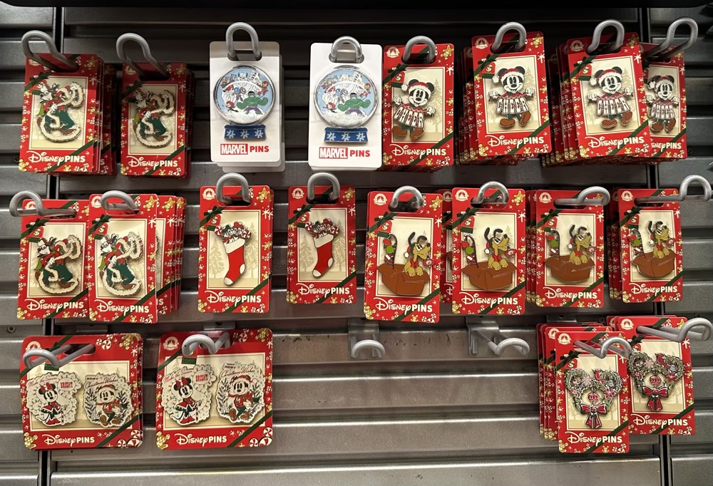 Christmas 2022 Open Edition Pins at Disney Parks Disney Pins Blog