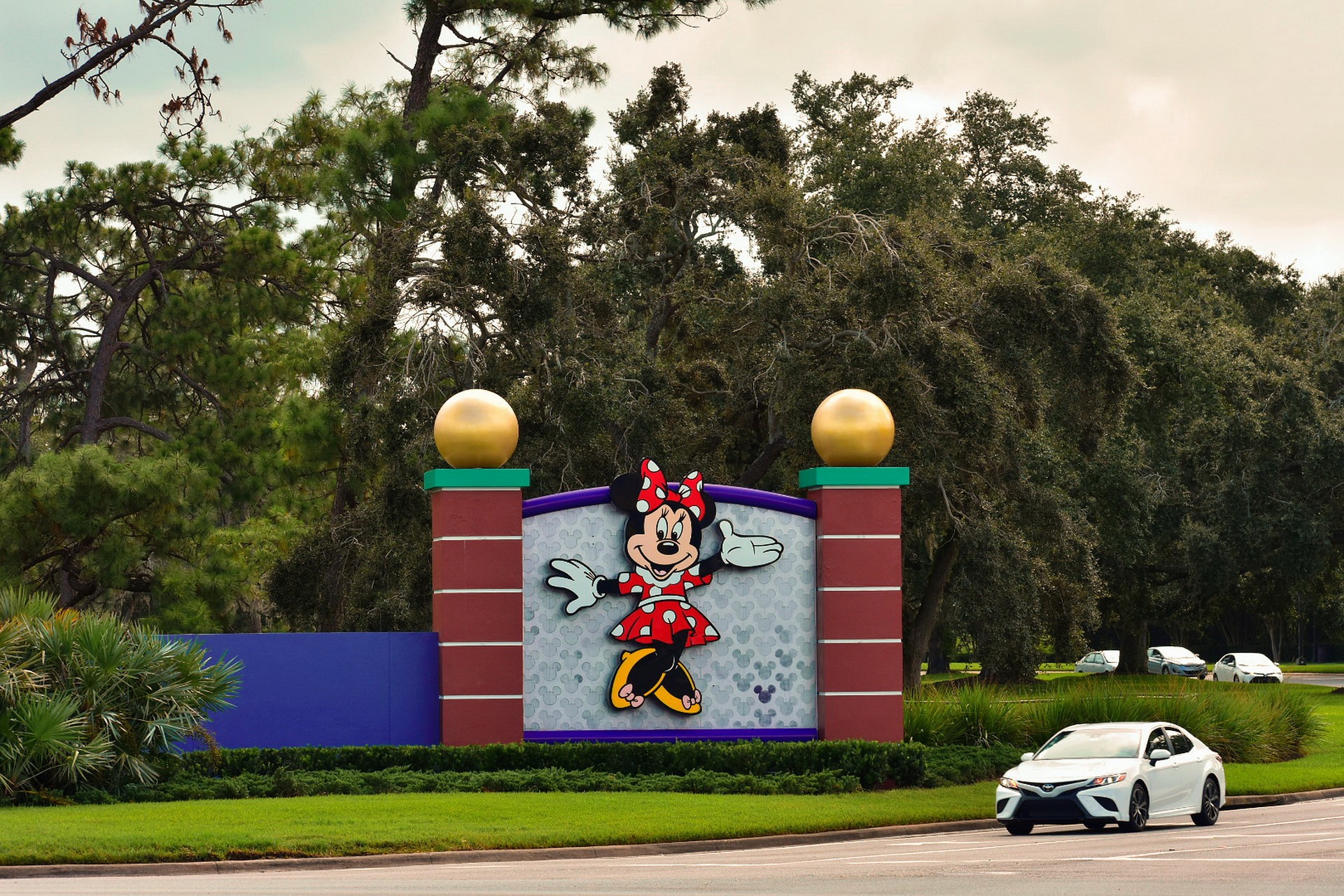 How Far Is Disney World From Miami? Disney Wire