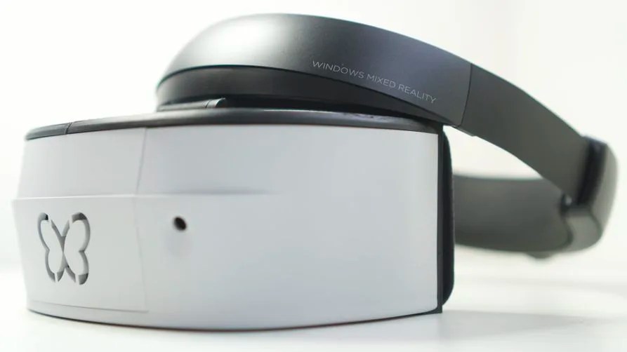 Reducing the Negative Effects Associated with VR Headsets Display Daily