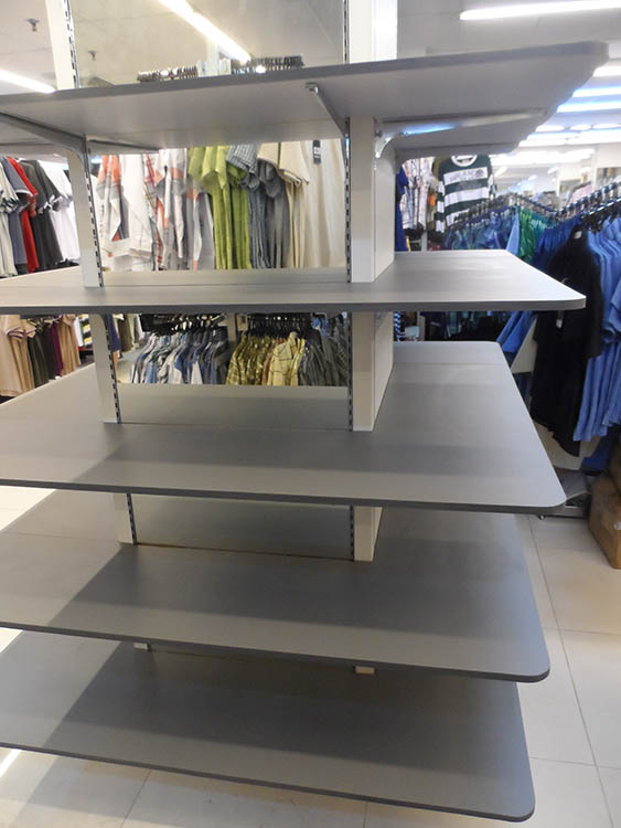 SAM_0635 Display Rack and Shelving Solutions