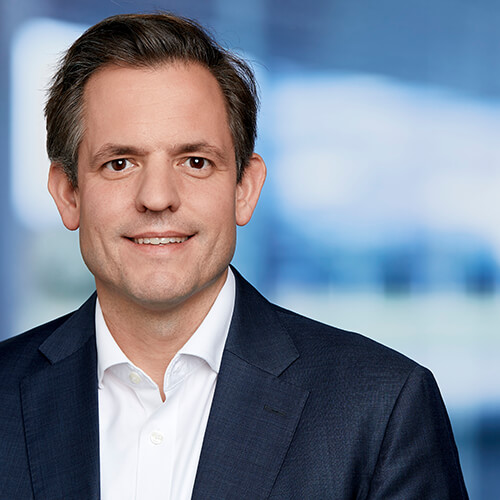Dr. Thomas M. Fischer Disrupting Minds