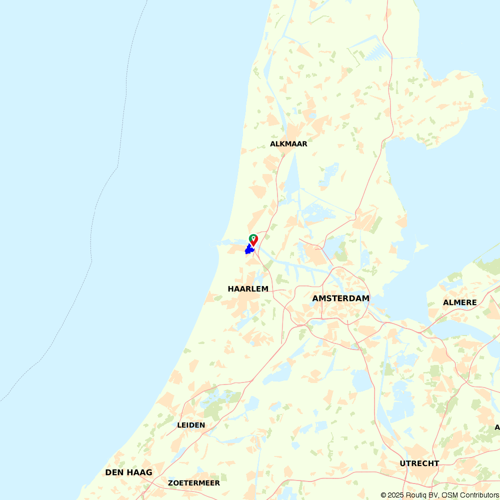 546988 Walking across North Holland estates