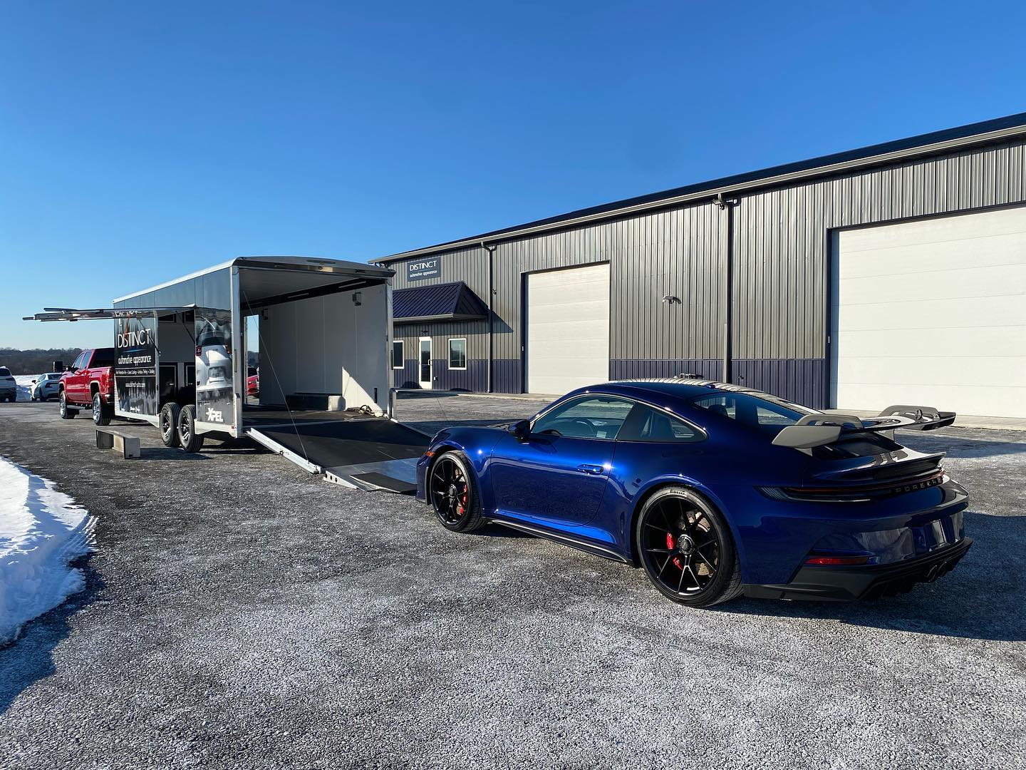 facility Distinct Automotive Appearance