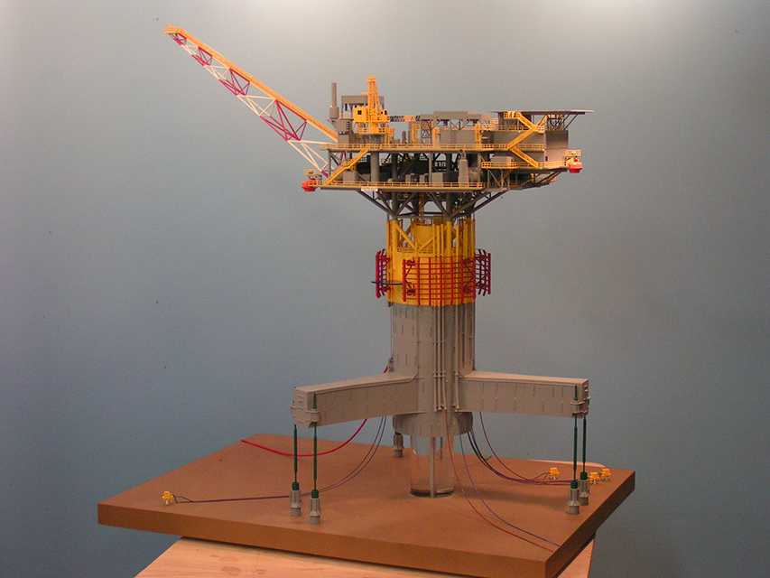 Distinctive Displays Precision Scale Models