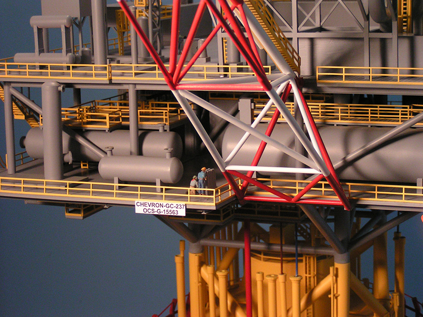 Distinctive Displays Precision Scale Models