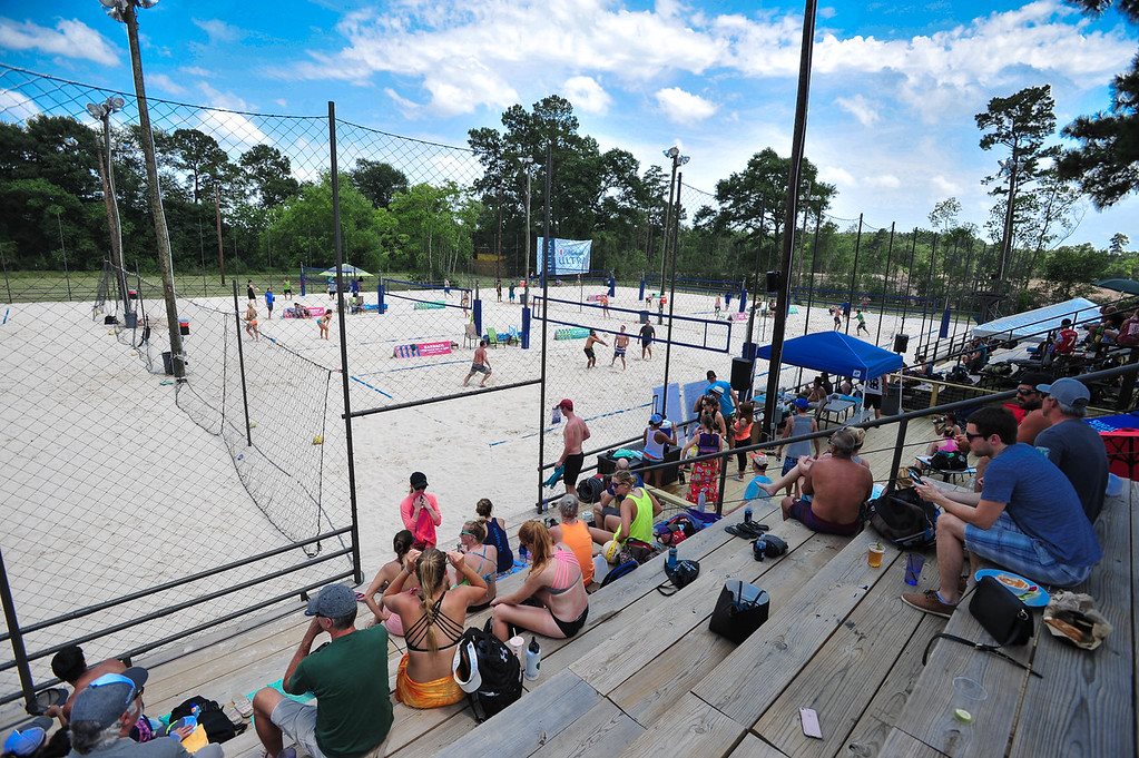 District 249 Northwest Houston's Newest Sports Bar & Grill and