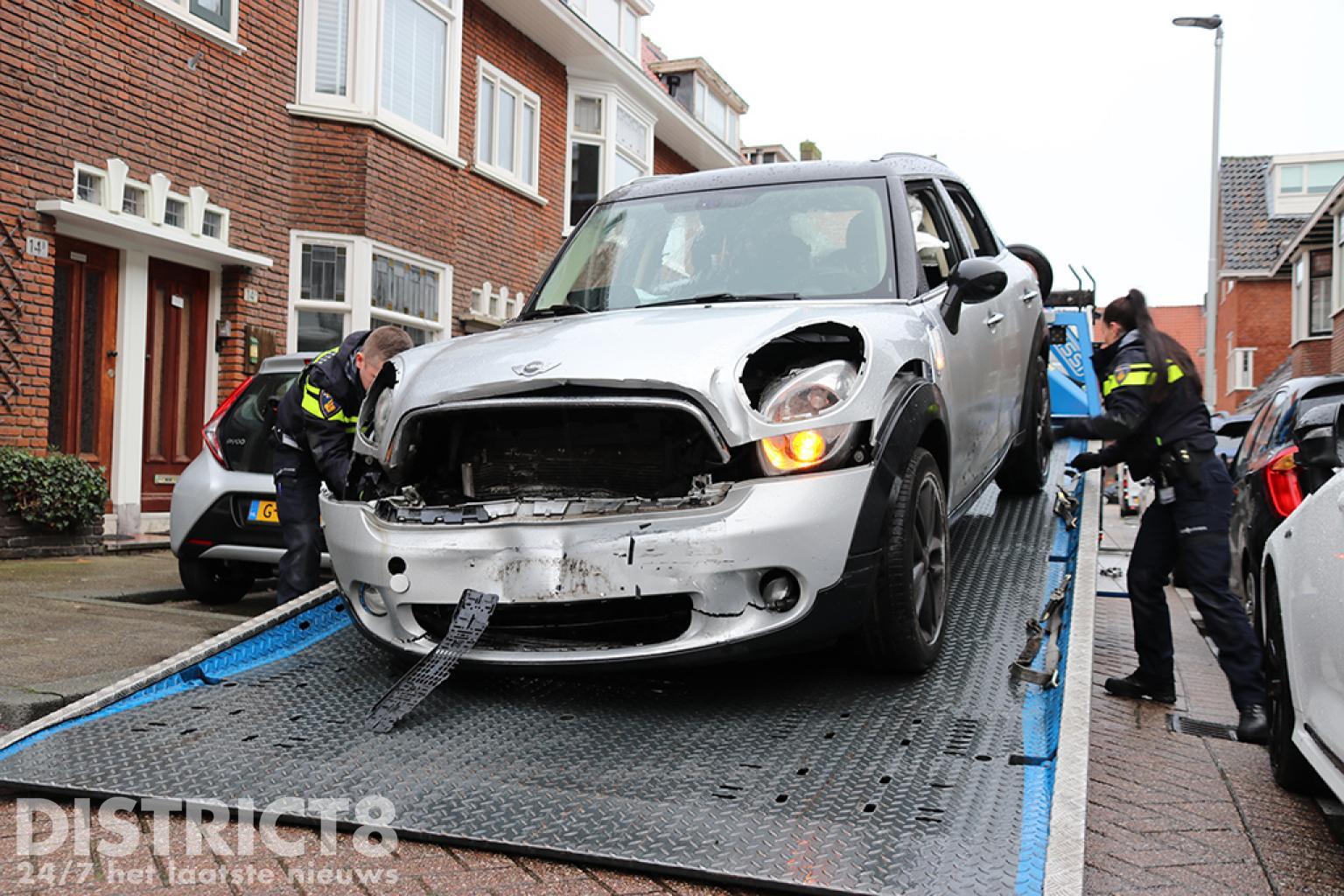 Achtervolging door de politie eindigt in crash Staverenstraat Rotterdam