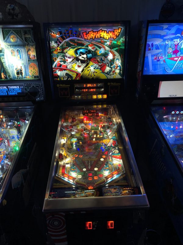 Earthshaker Pinball Machine Williams 1988 Green Bay, WI District 82