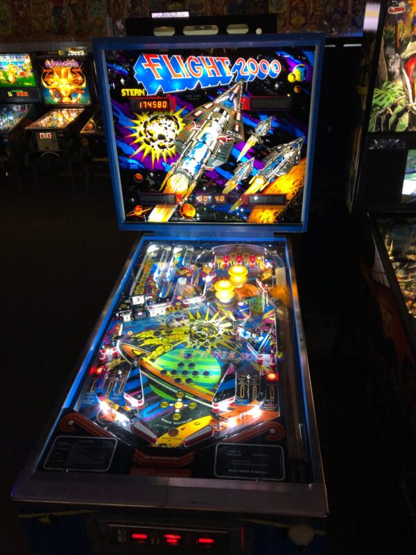 Flight 2000 Pinball Machine Stern 1980 Green Bay, WI District 82