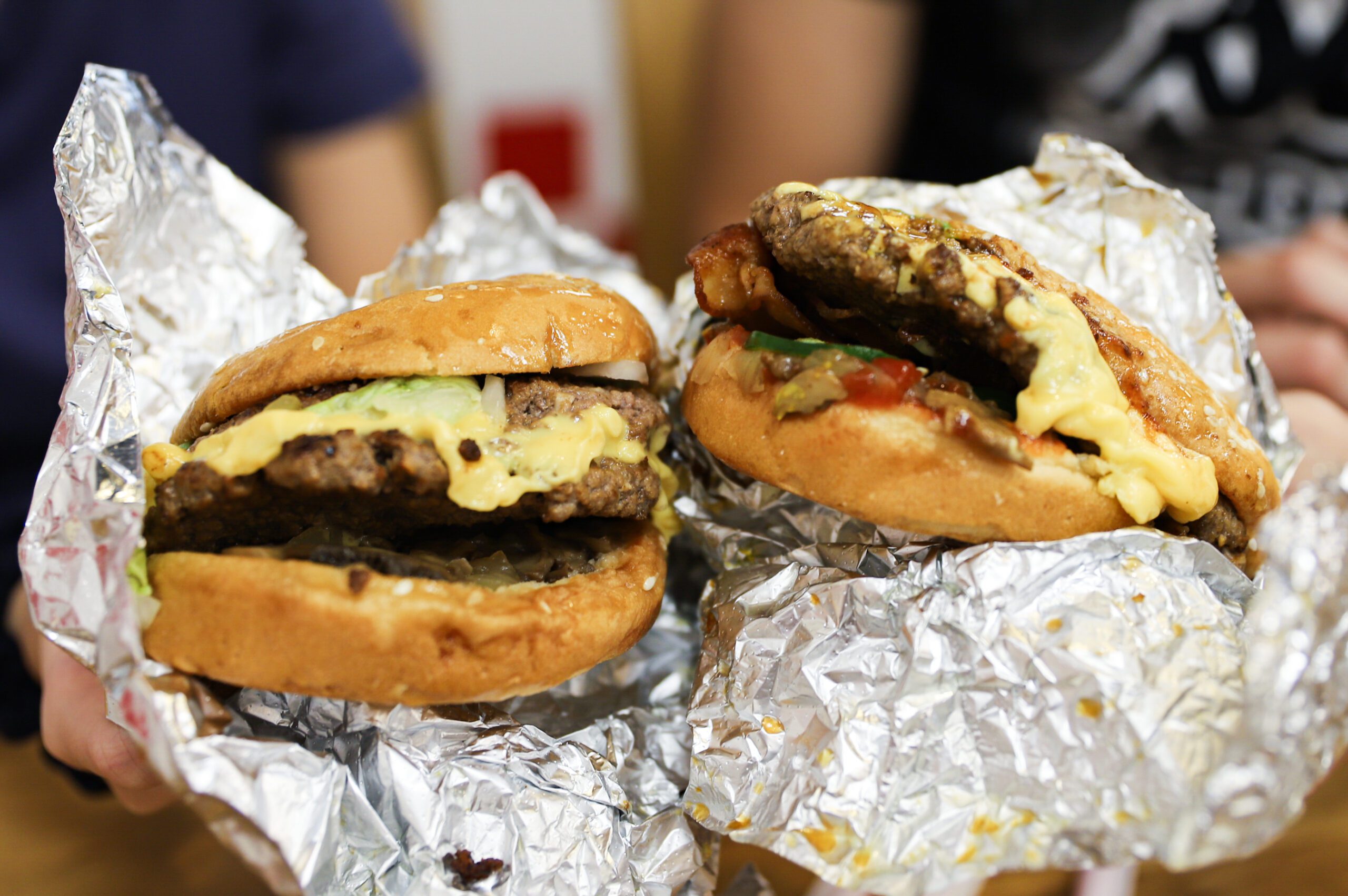 [REVIEW] Five Guys Smash Burgers & Milkshakes District Sixtyfive
