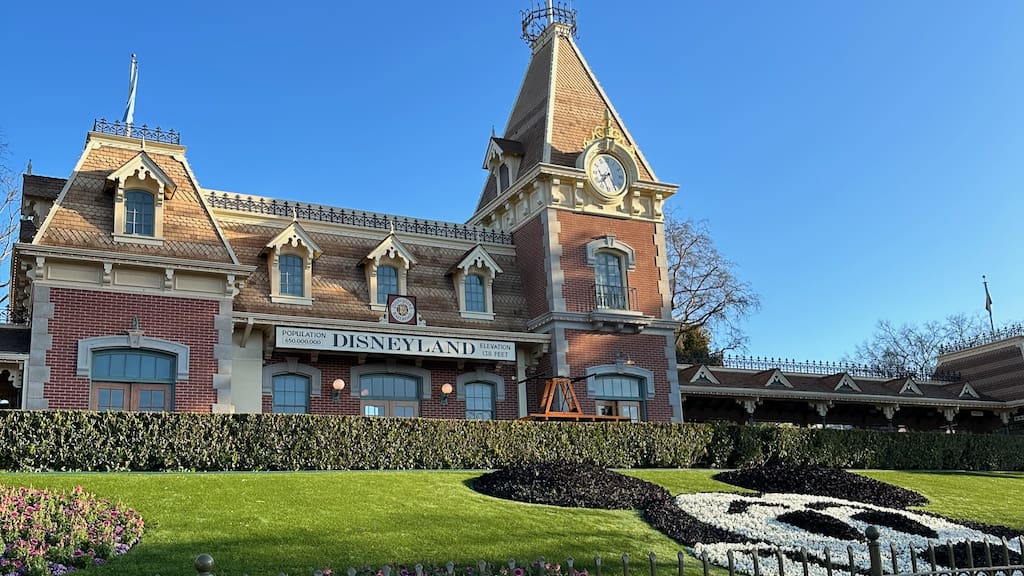 When Do 2025 Disneyland Resort Reservations Open? When Do 2025 Disneyland Resort Reservations Open?